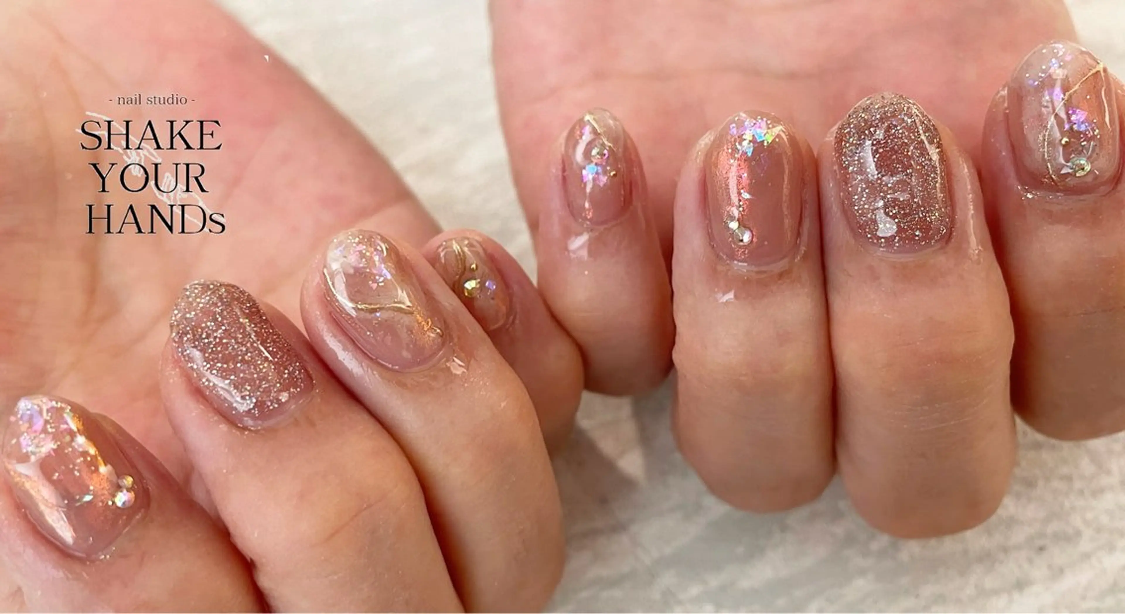 ネイル ネイルスタジオ シェイクユアハンズのネイルデザイン