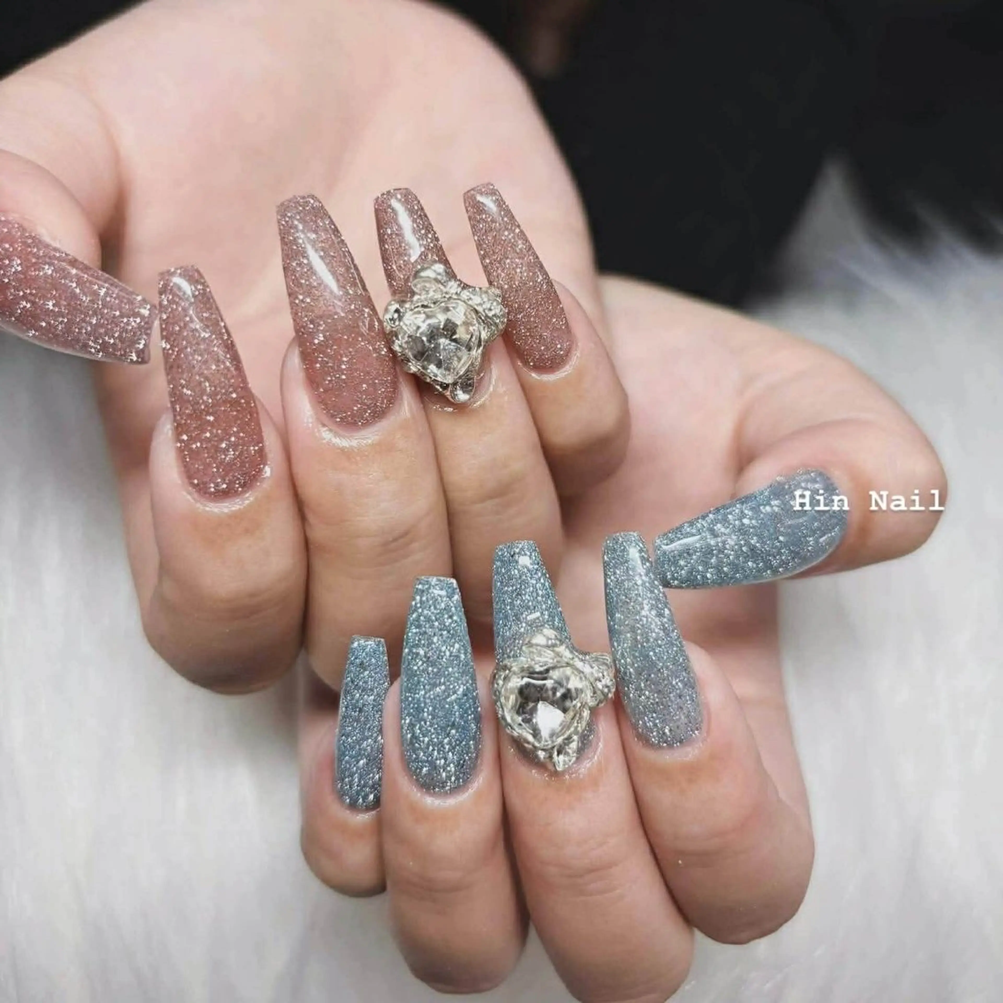 ネイル ハンドネイル Hin Nailsのネイルデザイン