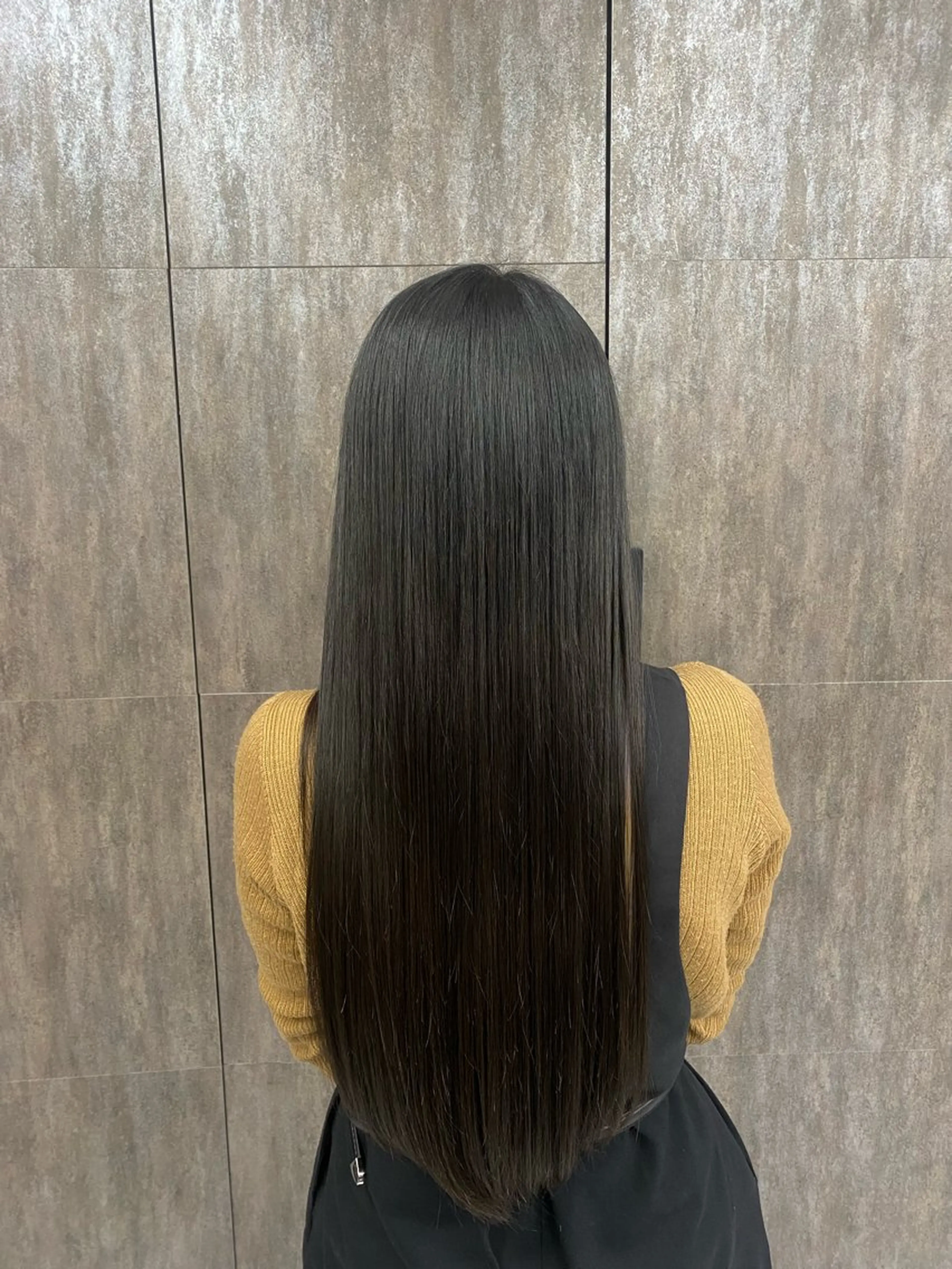 ロング 縮毛矯正 中嶋 ほの香のヘアスタイル