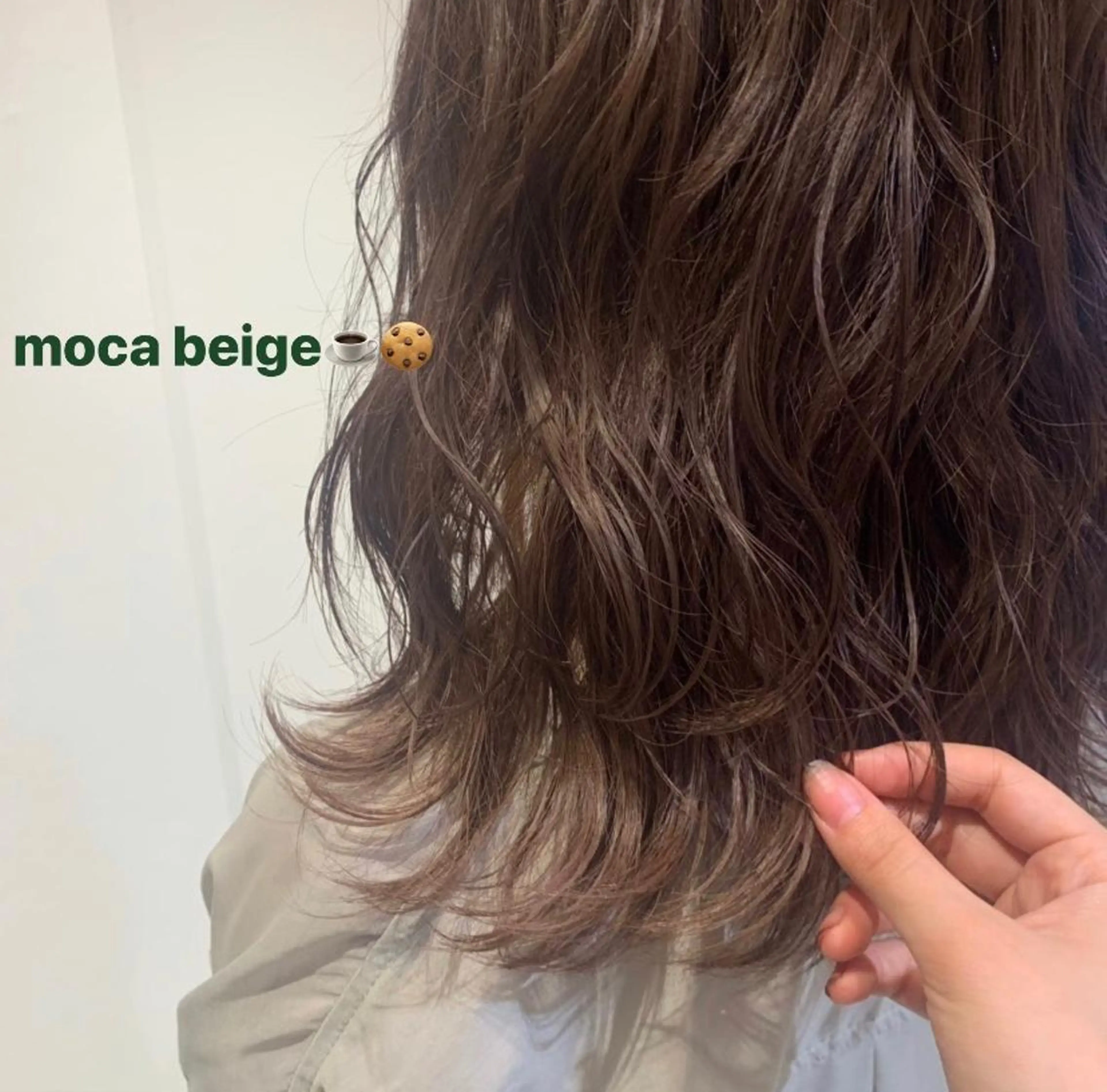 セミロング RISAKO 艶髪モテヘア🎀府中のヘアスタイル