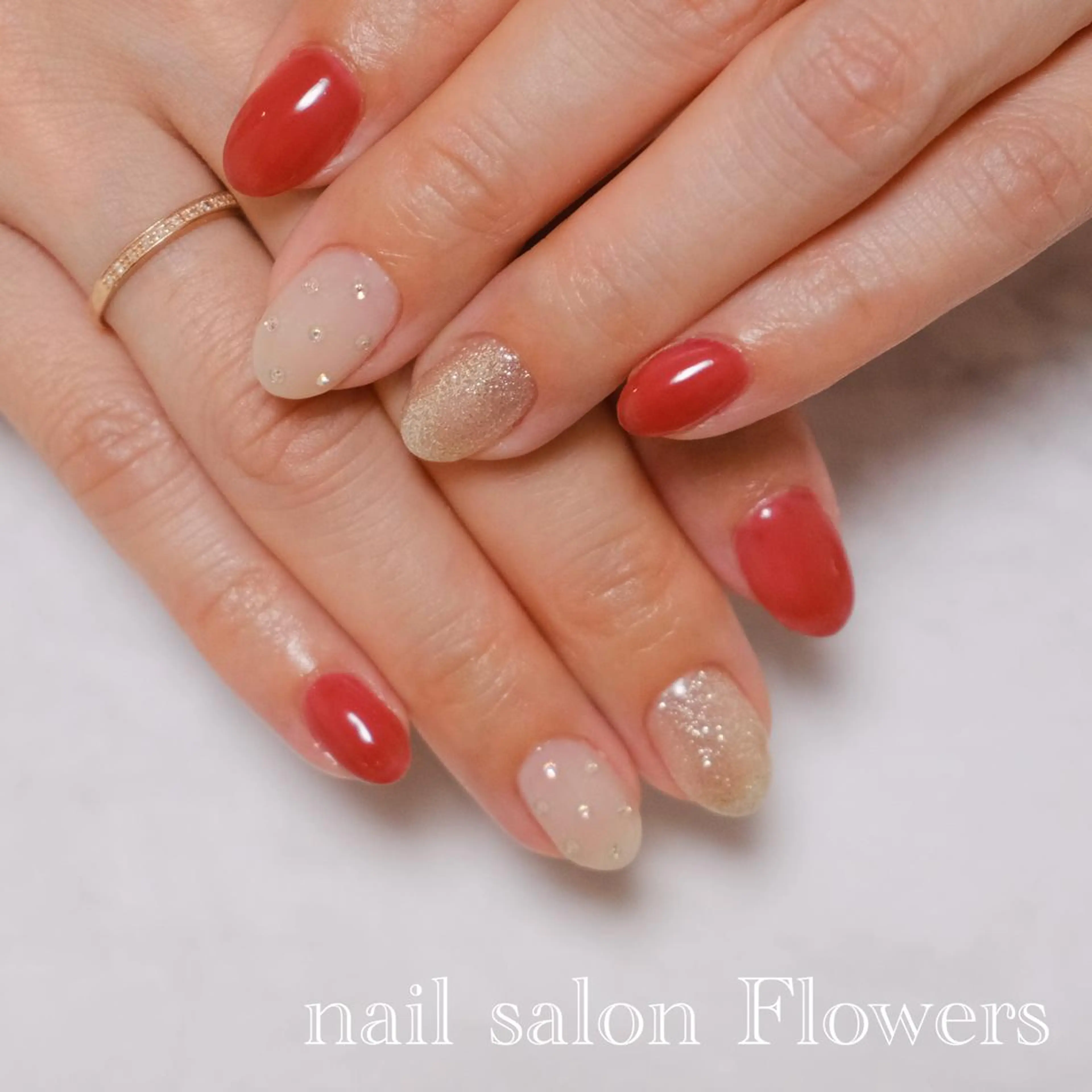 ネイル Flowers Tomomiのネイルデザイン