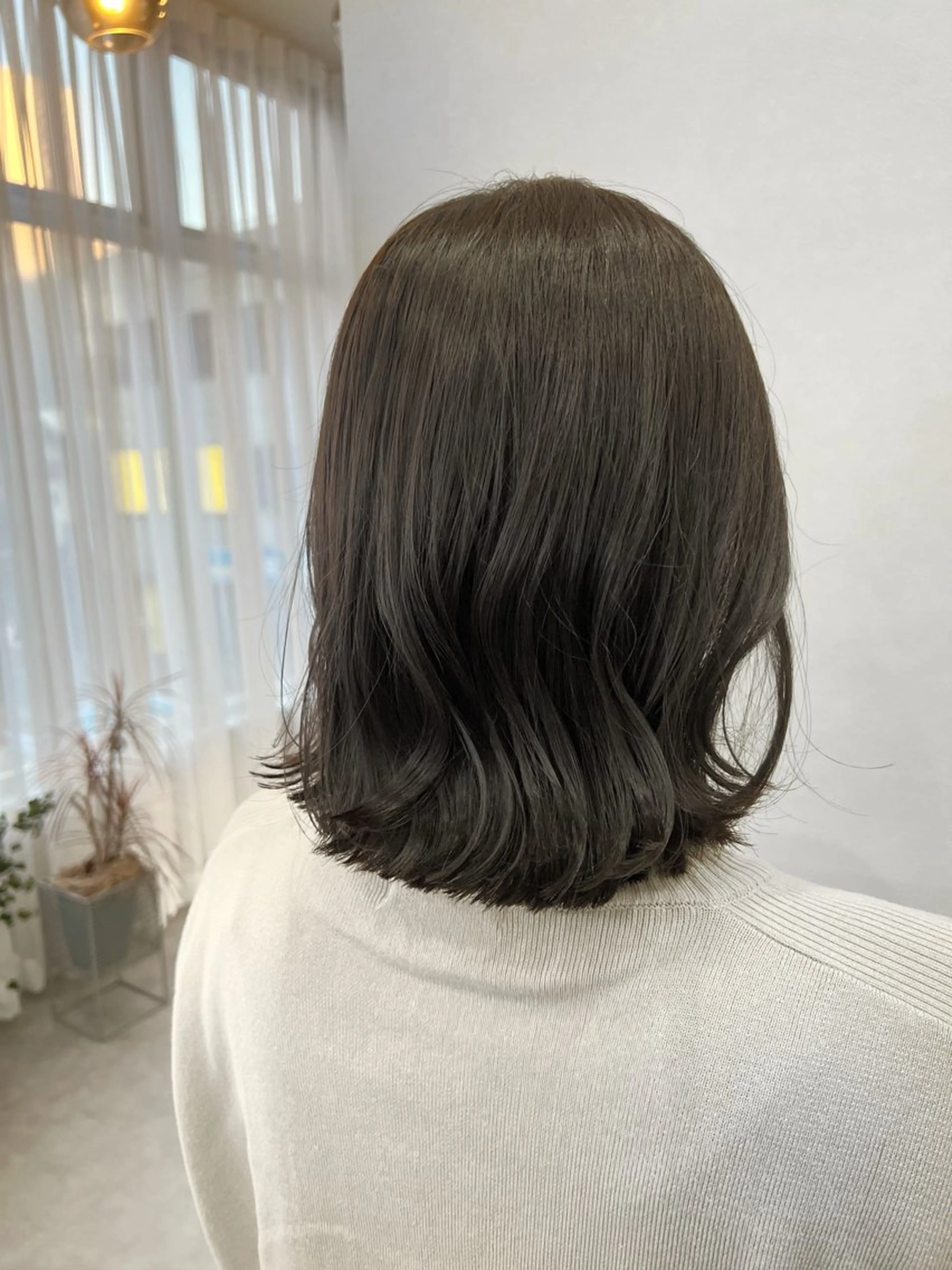 SOYON栄 山下麻央のヘアスタイル