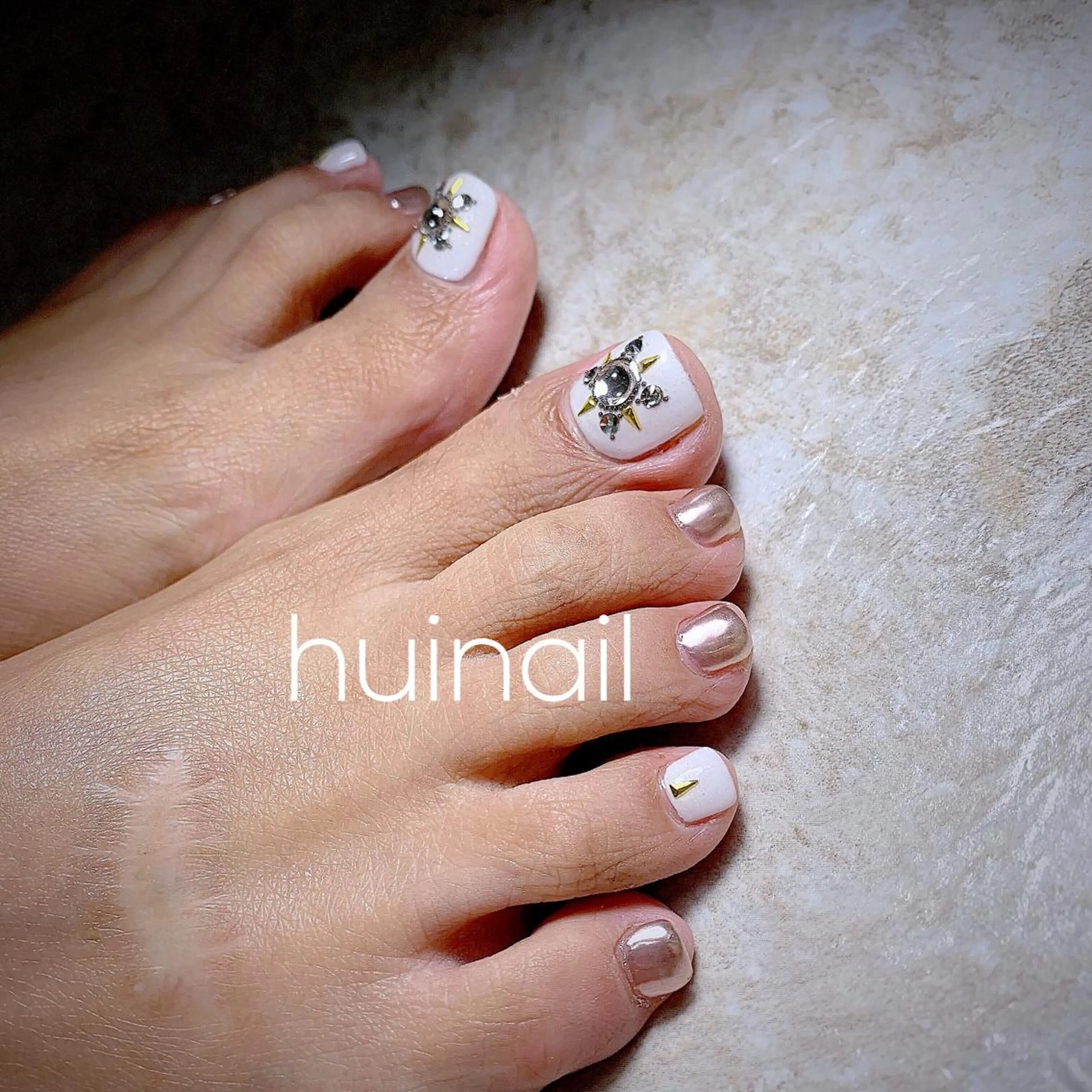 ショート めぐみのネイルサロン スタッフ練習のネイルデザイン