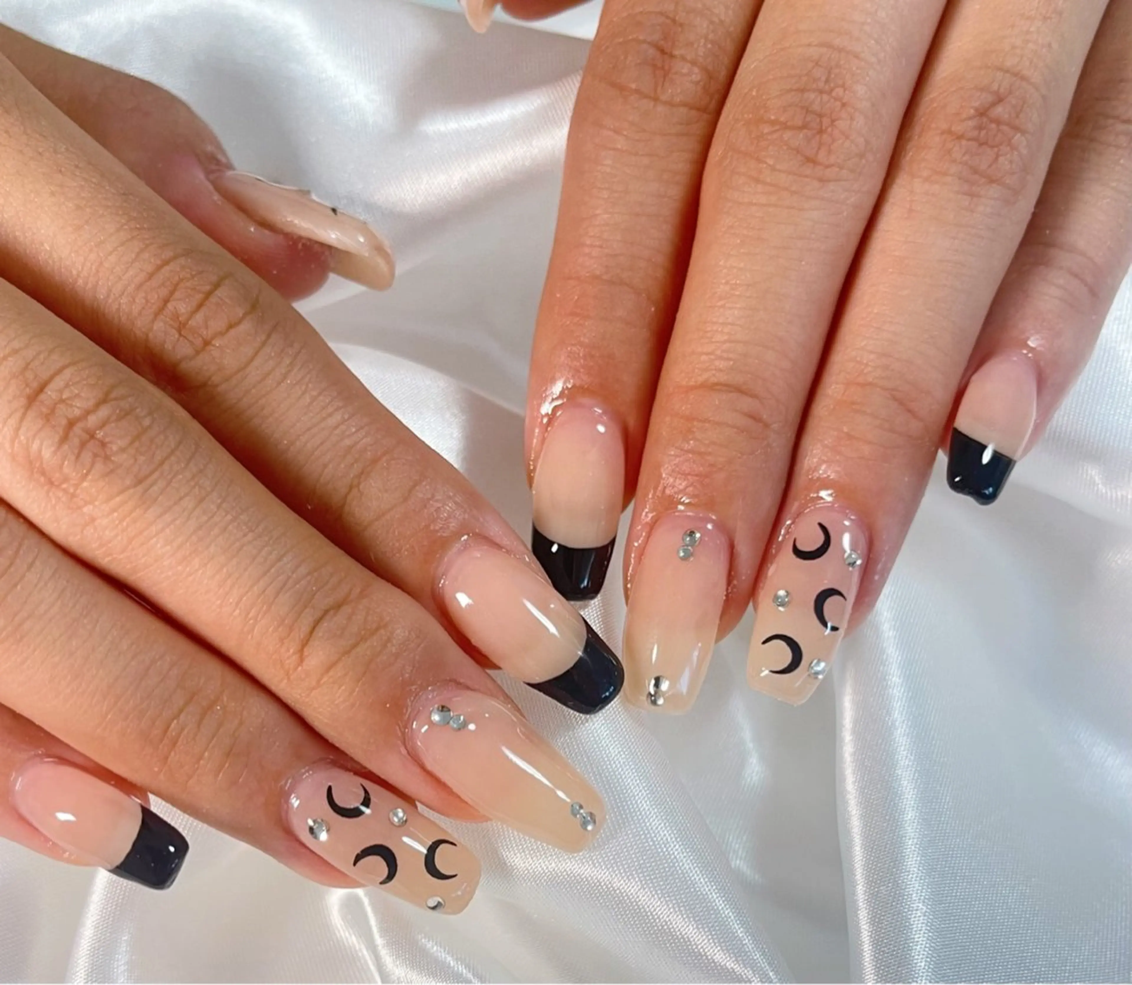 ネイル 韓国ネイル ロングネイル シンプルネイル ハンドネイル celica所属・松田 由真のネイルデザイン