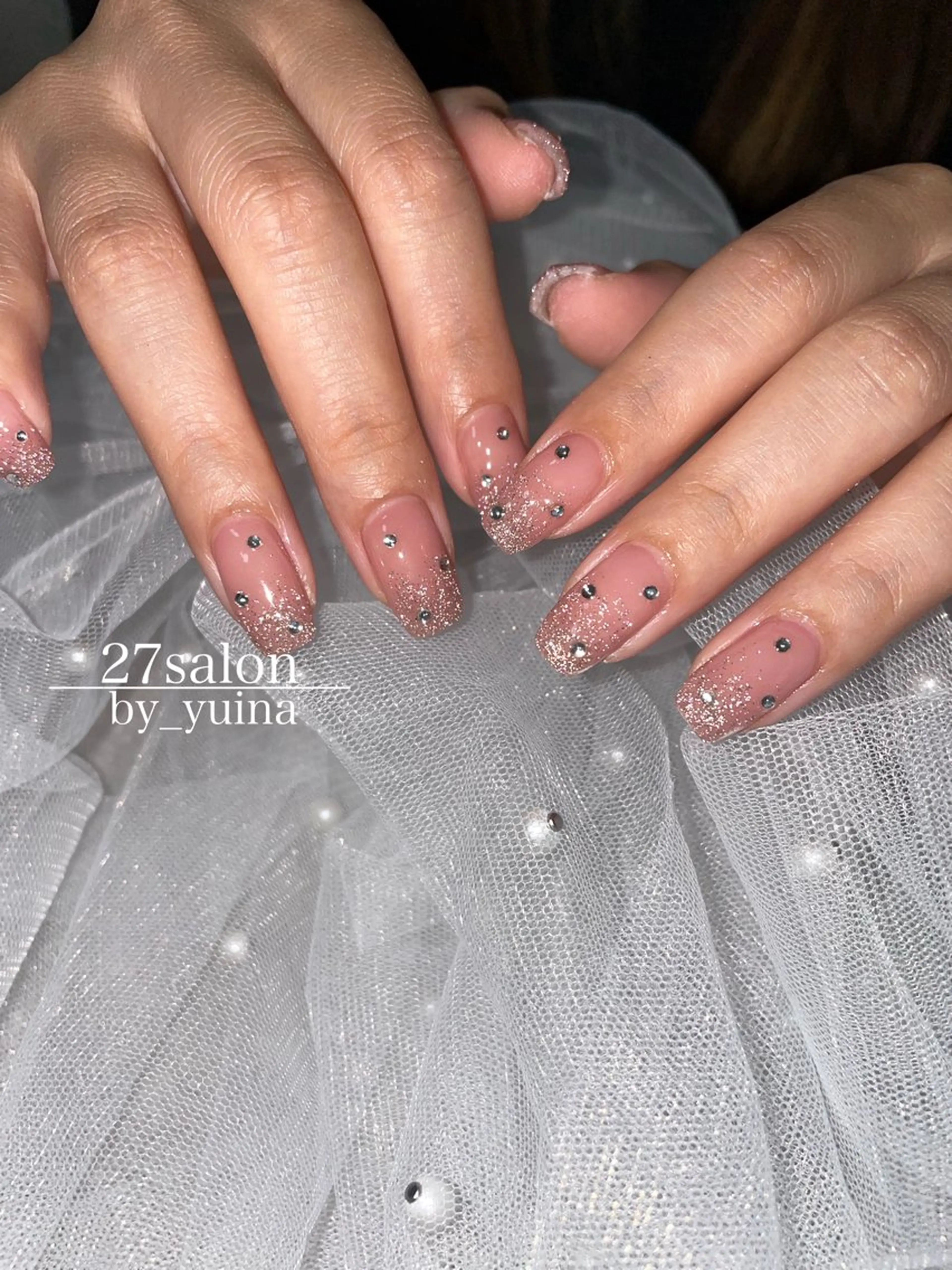 ネイル フラッシュネイル グラデーション ラメ(グリッター) ラメグラデーション 27salon yuinaのネイルデザイン