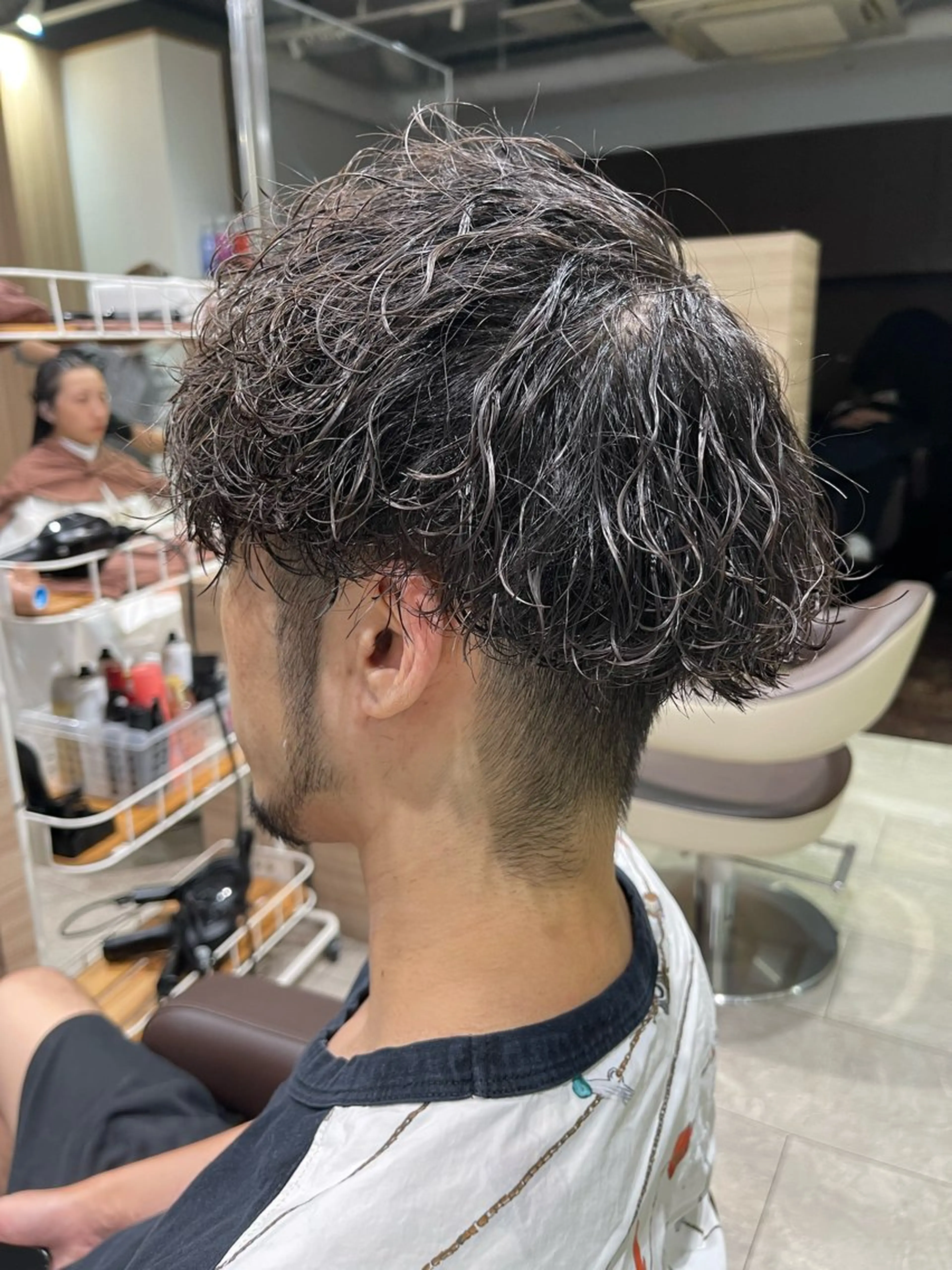 パーマ メンズ カット パーマ トリートメント ヘッドスパ 髪質改善/艶カラー /井上華のヘアスタイル