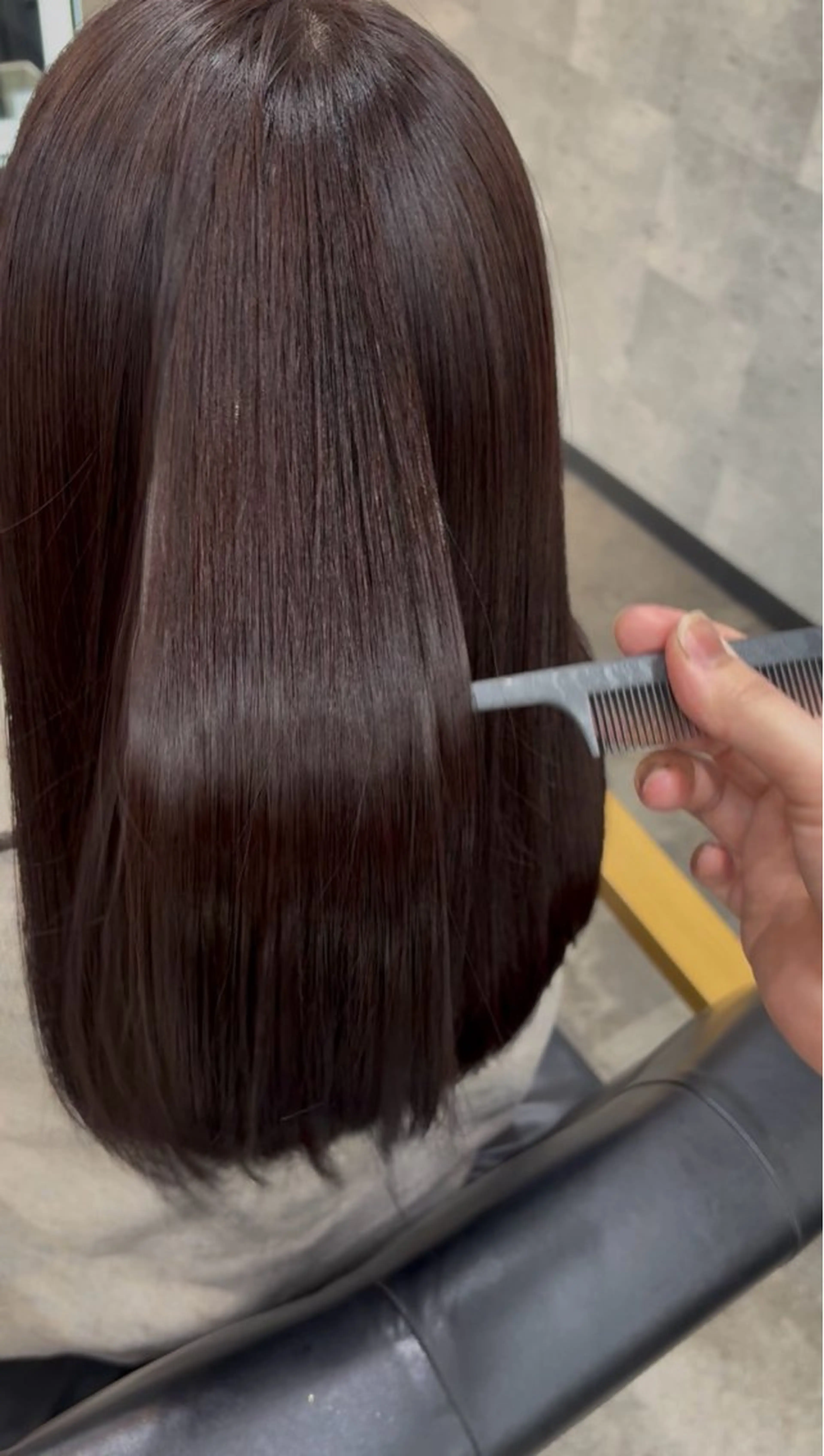 セミロング カラー トリートメント ヘアカラー SHANTi 飯塚 ヘアセット/髪質改善のヘアスタイル