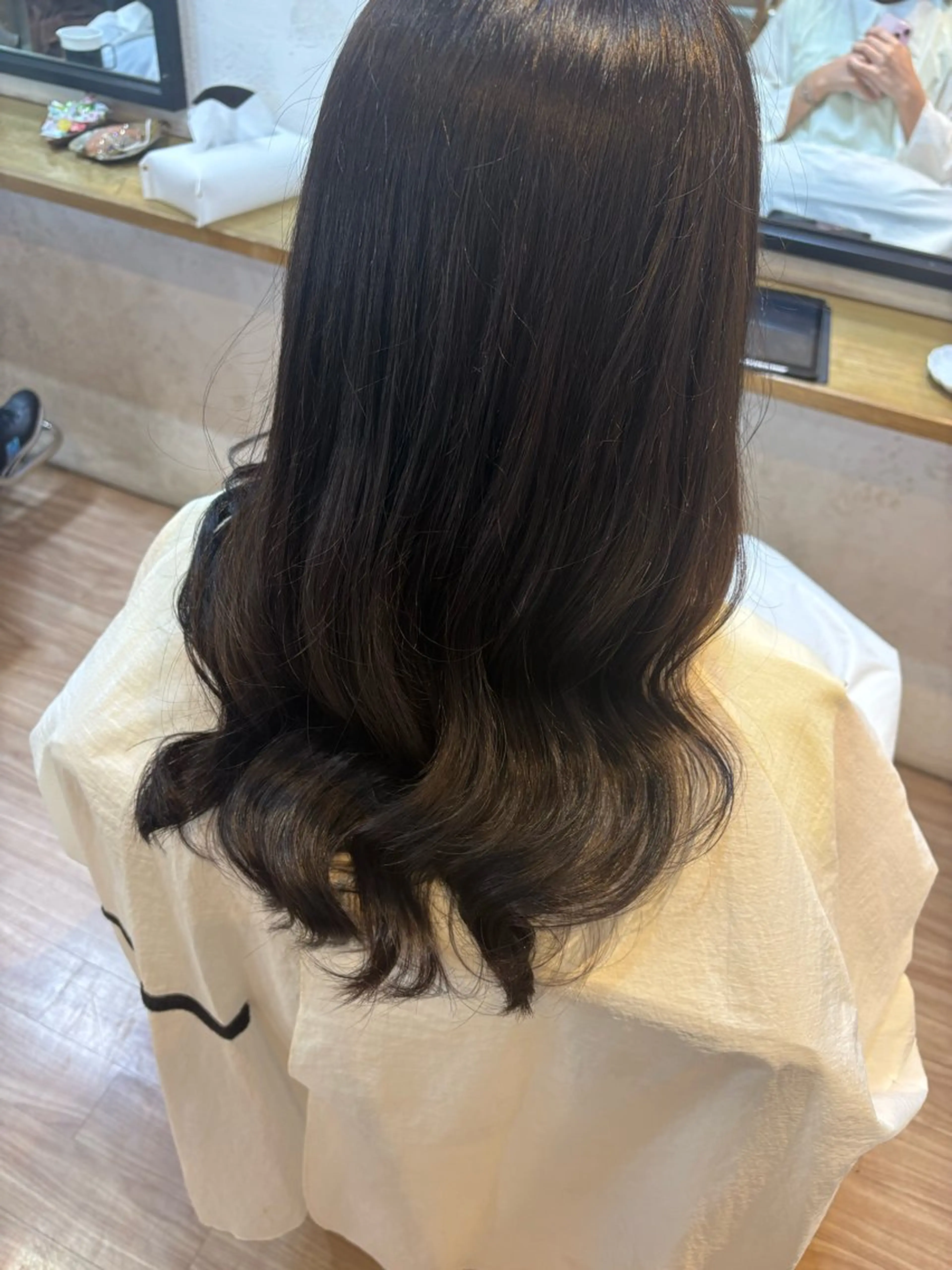ロング ヘアカラー 韓国ヘアー🇰🇷 MIWAのヘアスタイル