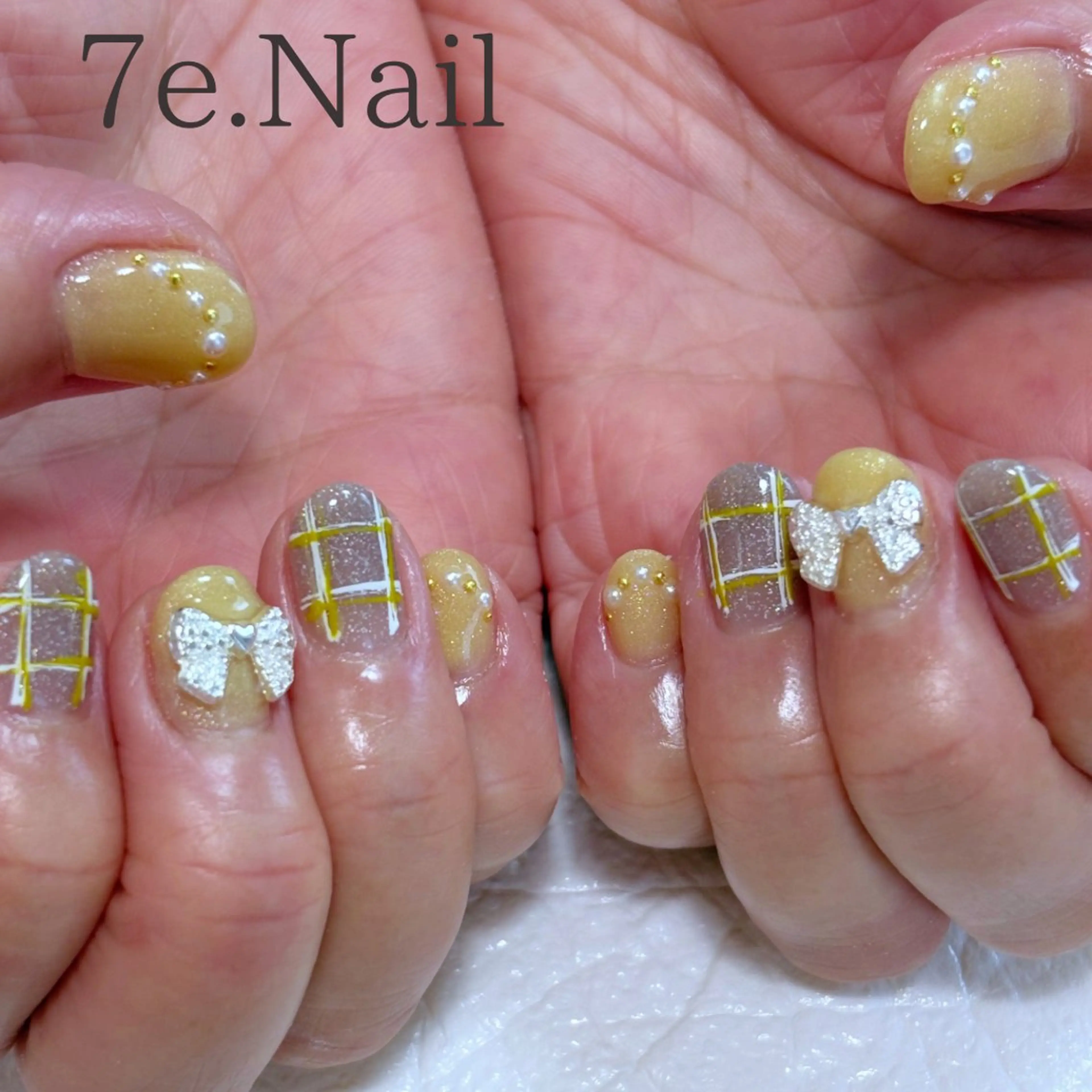 ネイル 7e. Nailのネイルデザイン