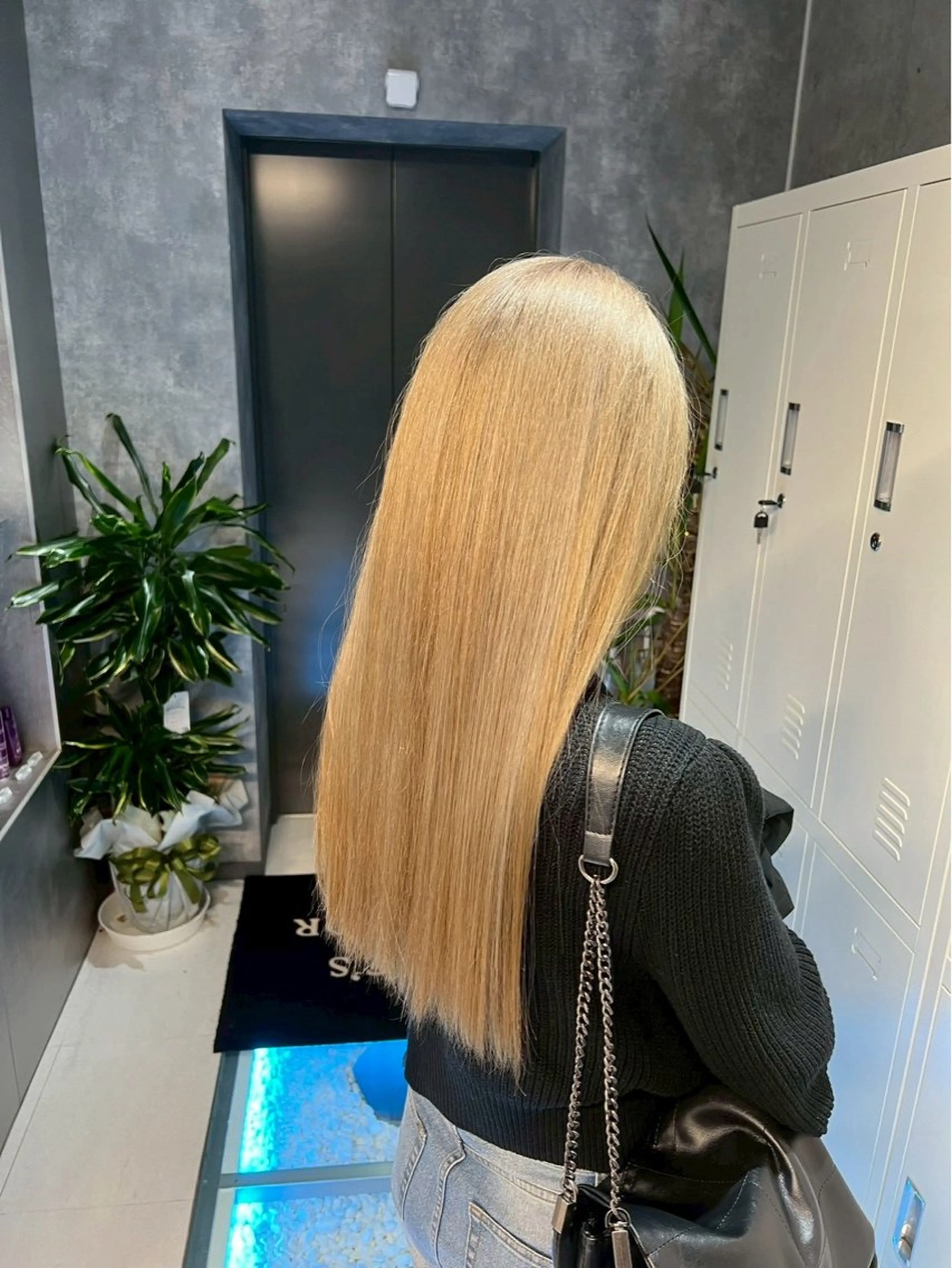 カラー 🌈推し活ハイトーン 💫荒川結星のヘアスタイル