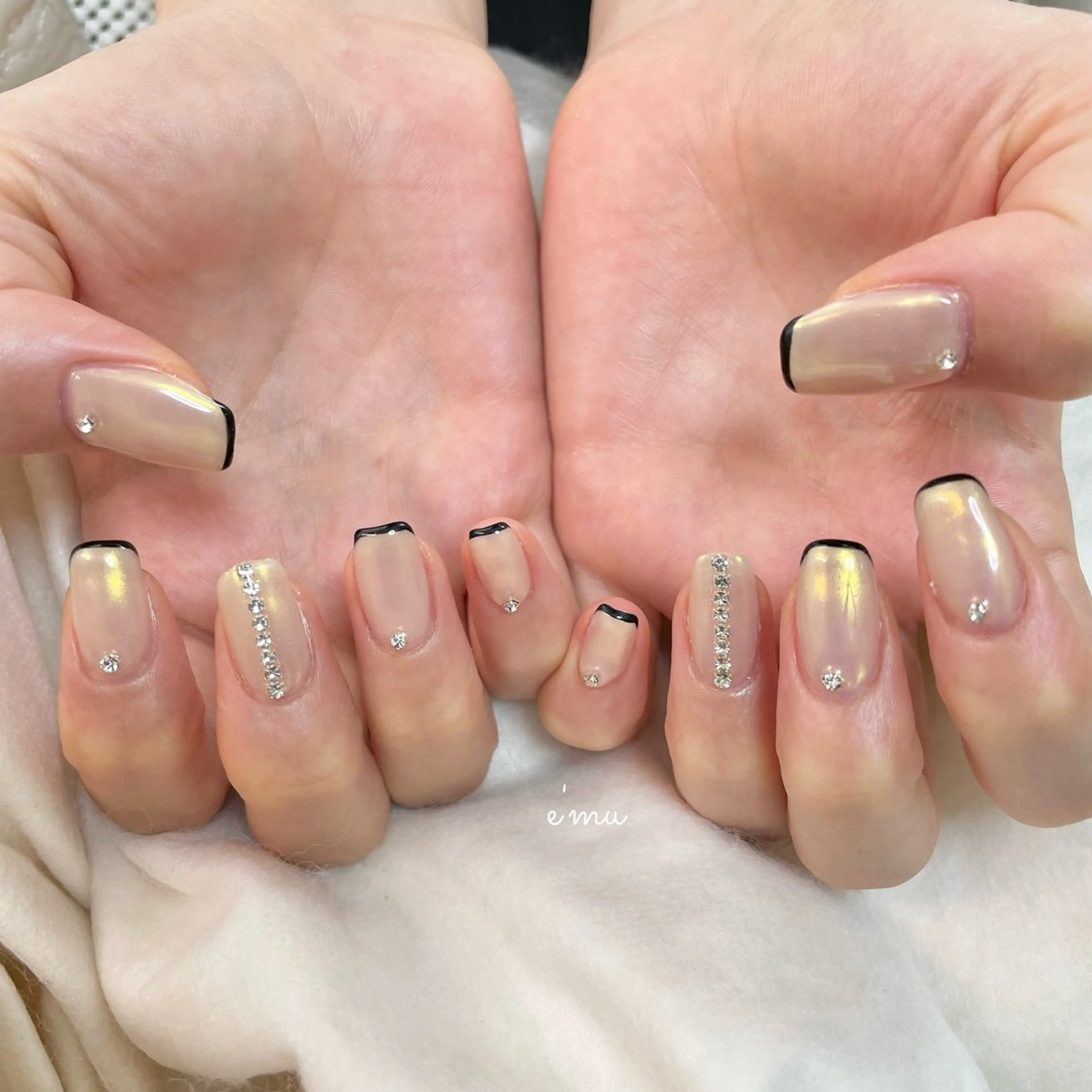 ネイル オーロラネイル ハンドネイル nail salon e'mu💐のネイルデザイン
