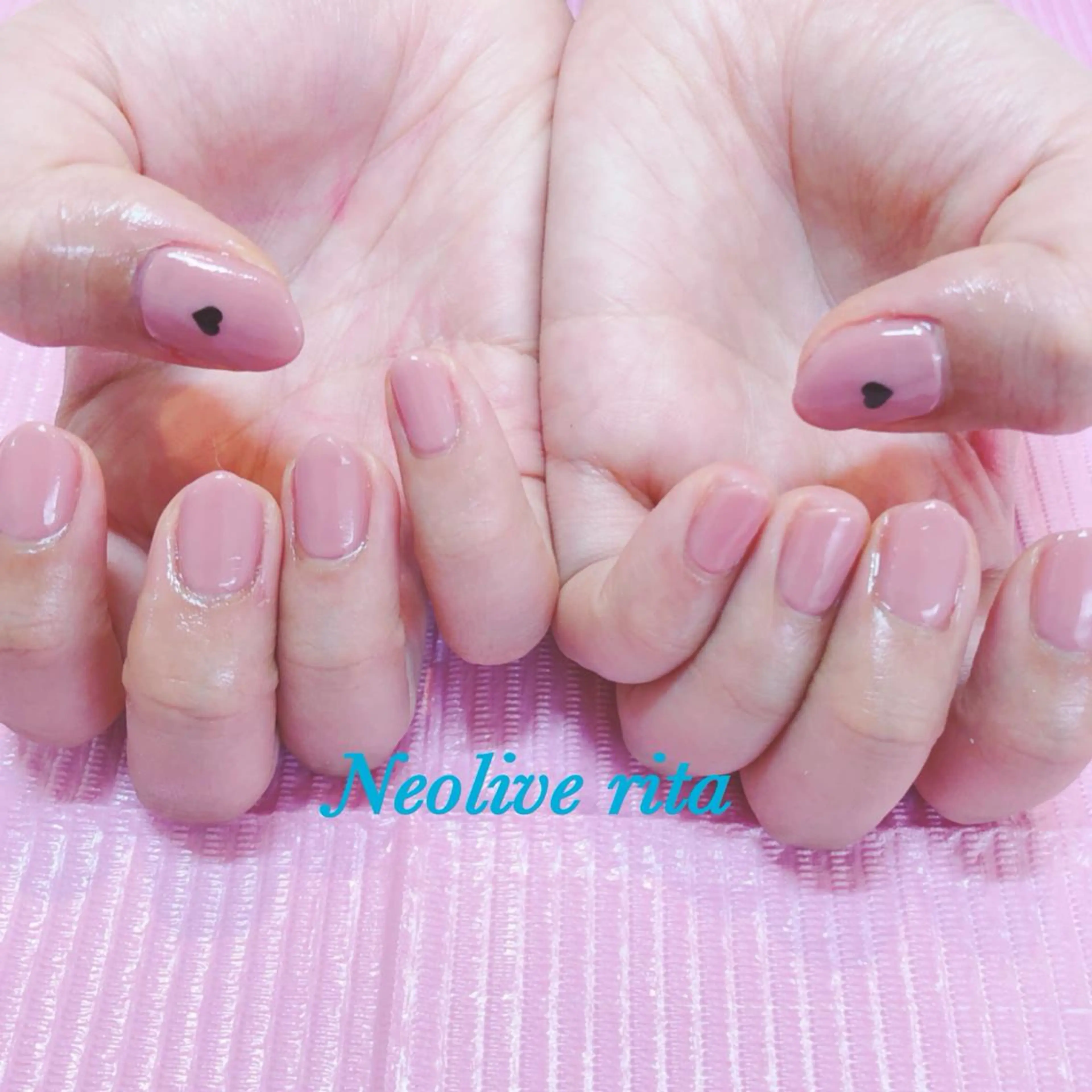 ネイル 原 麻耶のヘアスタイル