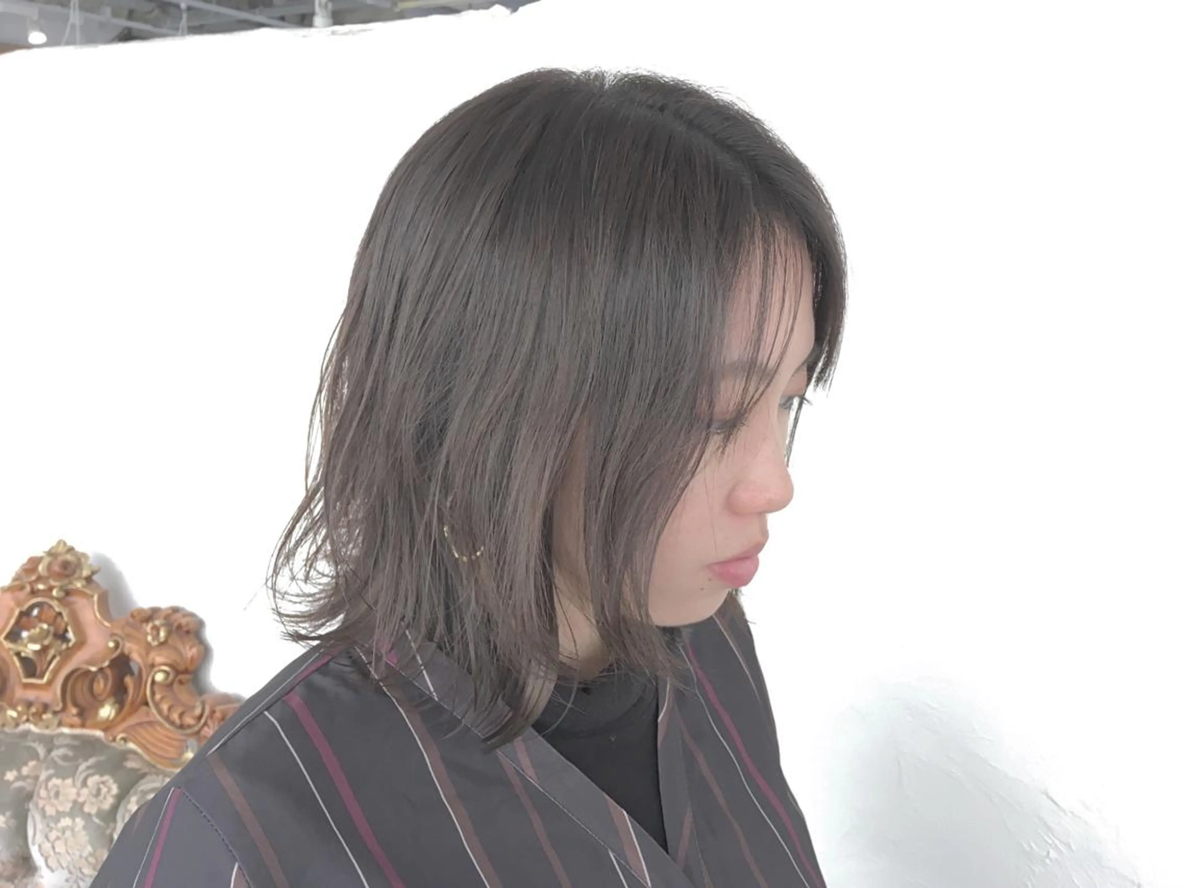 セミロング カラー パーマ ヘアアレンジ グレージュ エグチ アキラのヘアスタイル
