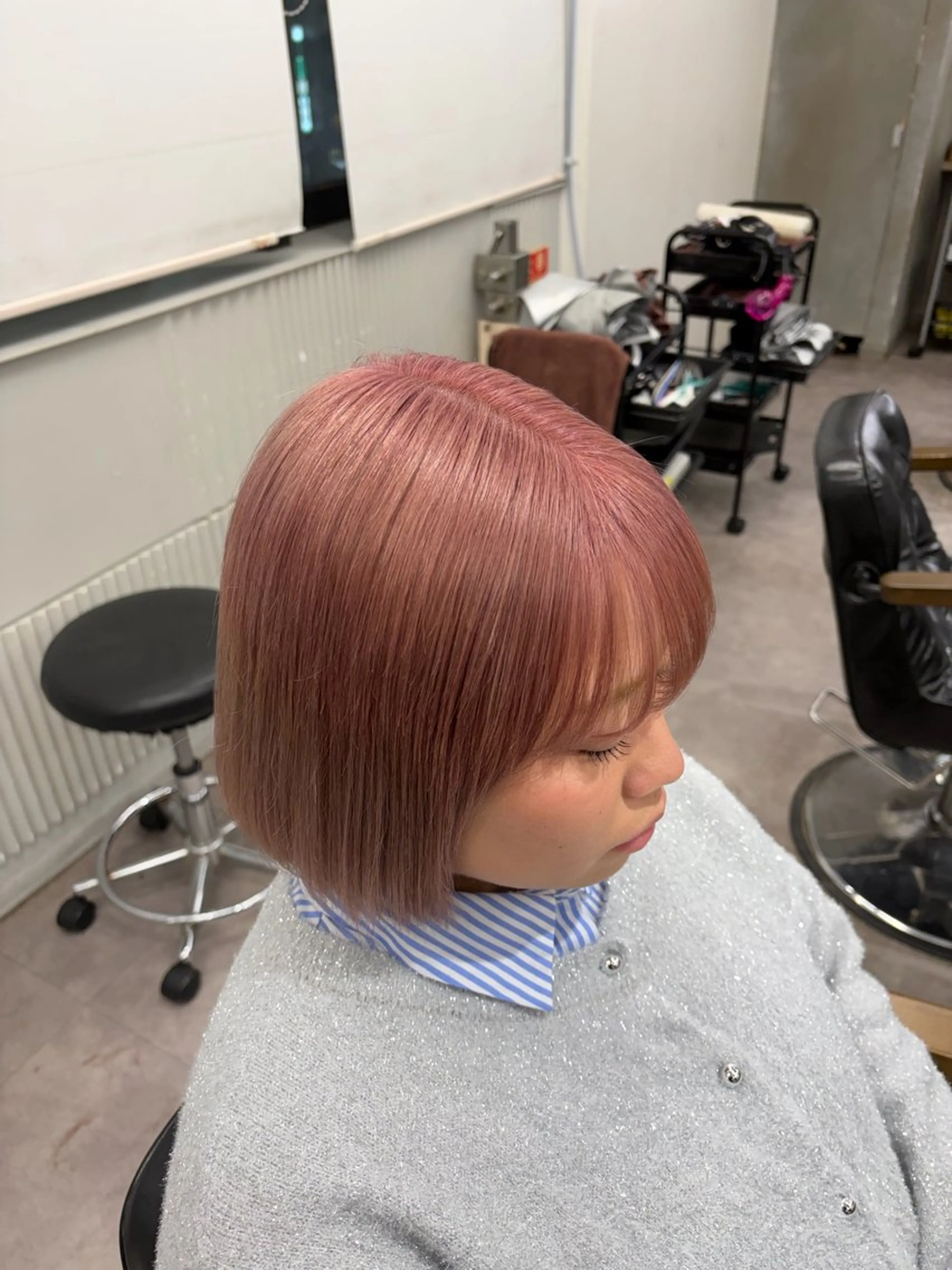 ミディアム カラー ベージュカラー ハイトーンカラー ピンクカラー ピンクベージュ ヘアカラー 💜垢抜けメンズパー マ💜Sakuraのヘアスタイル