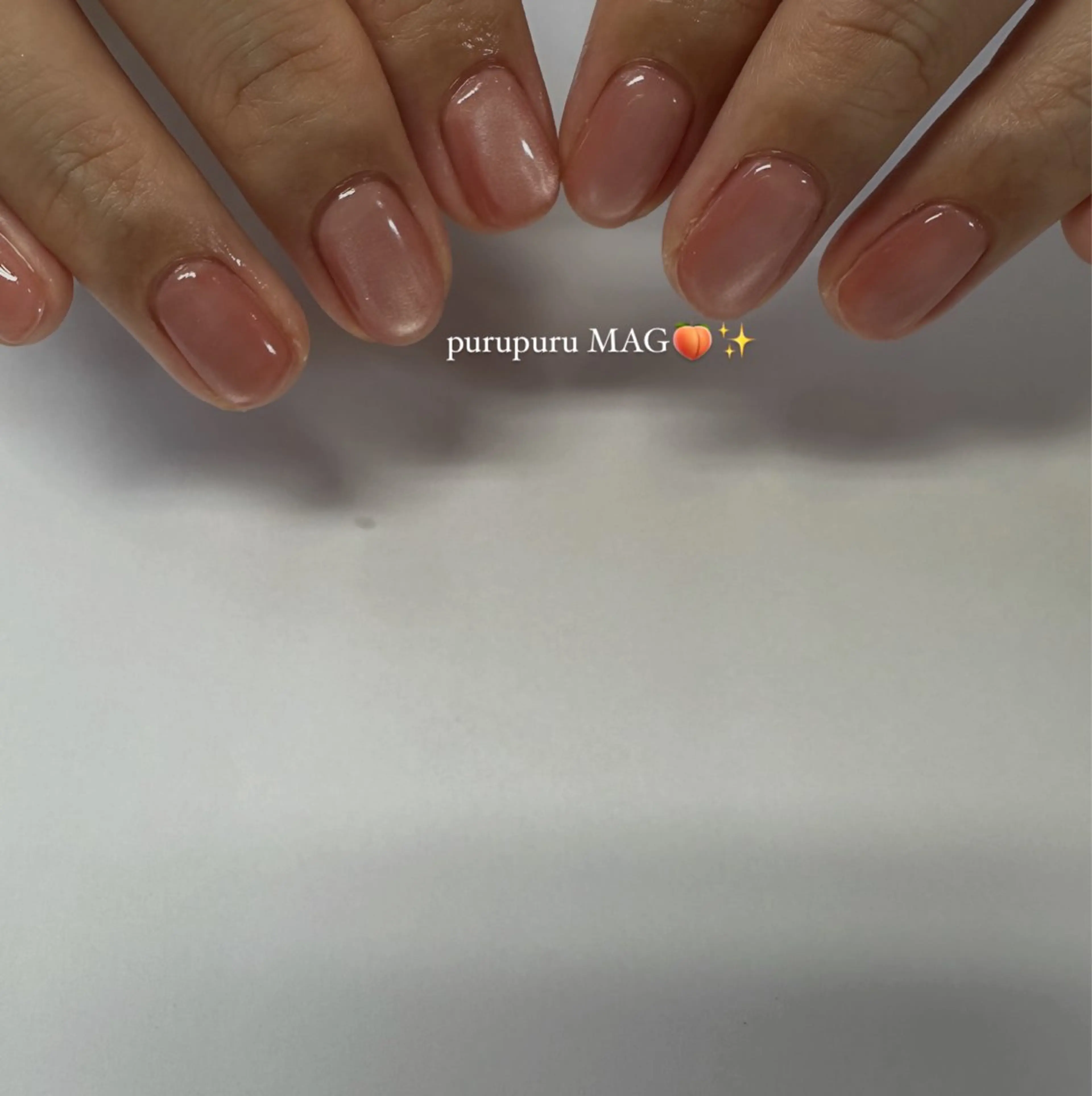 ネイル ハンドネイル 佐藤 穂乃香のネイルデザイン