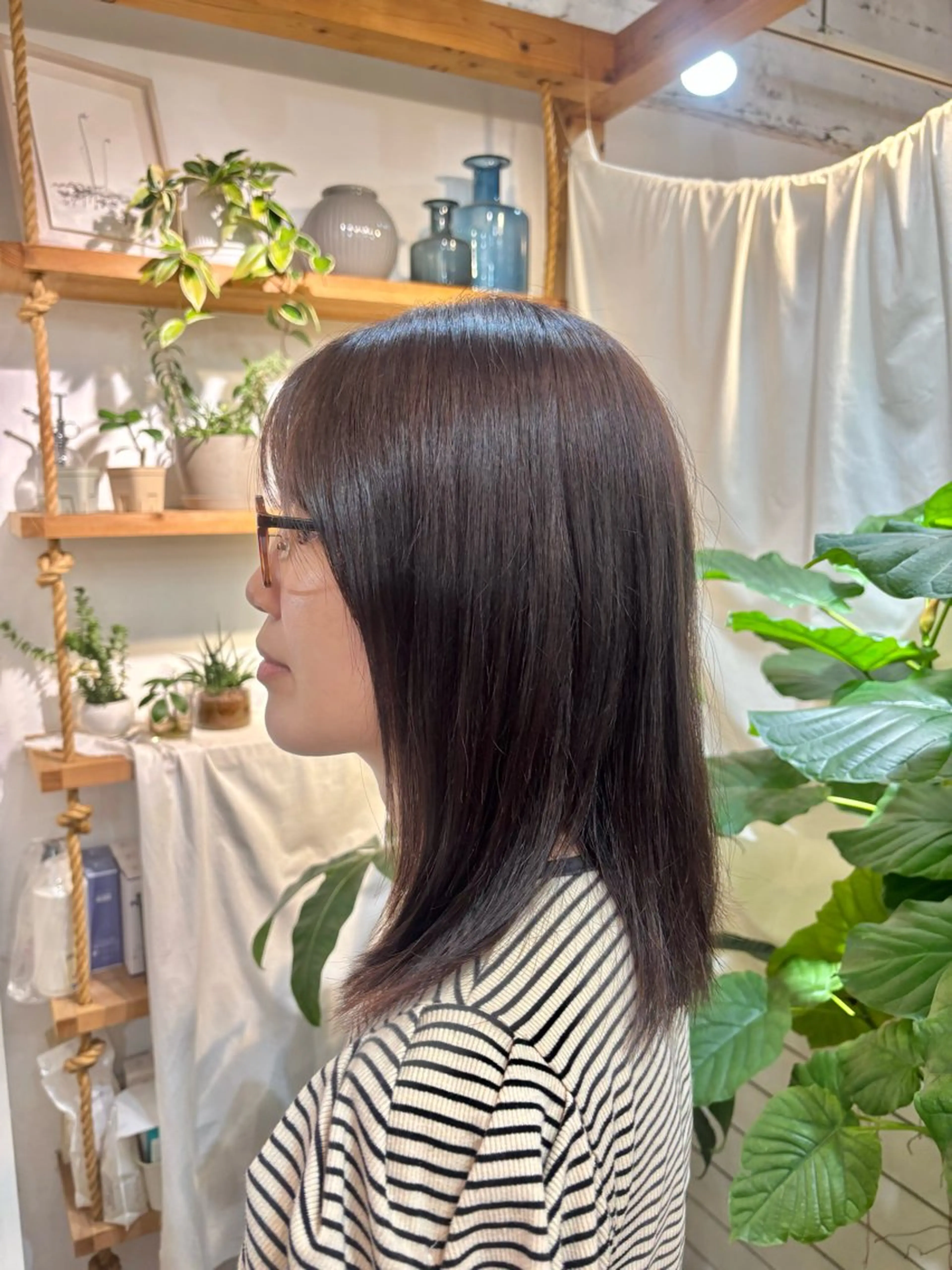 セミロング カラー パーマ カット ヘアカラー カネコ ナナミのヘアスタイル