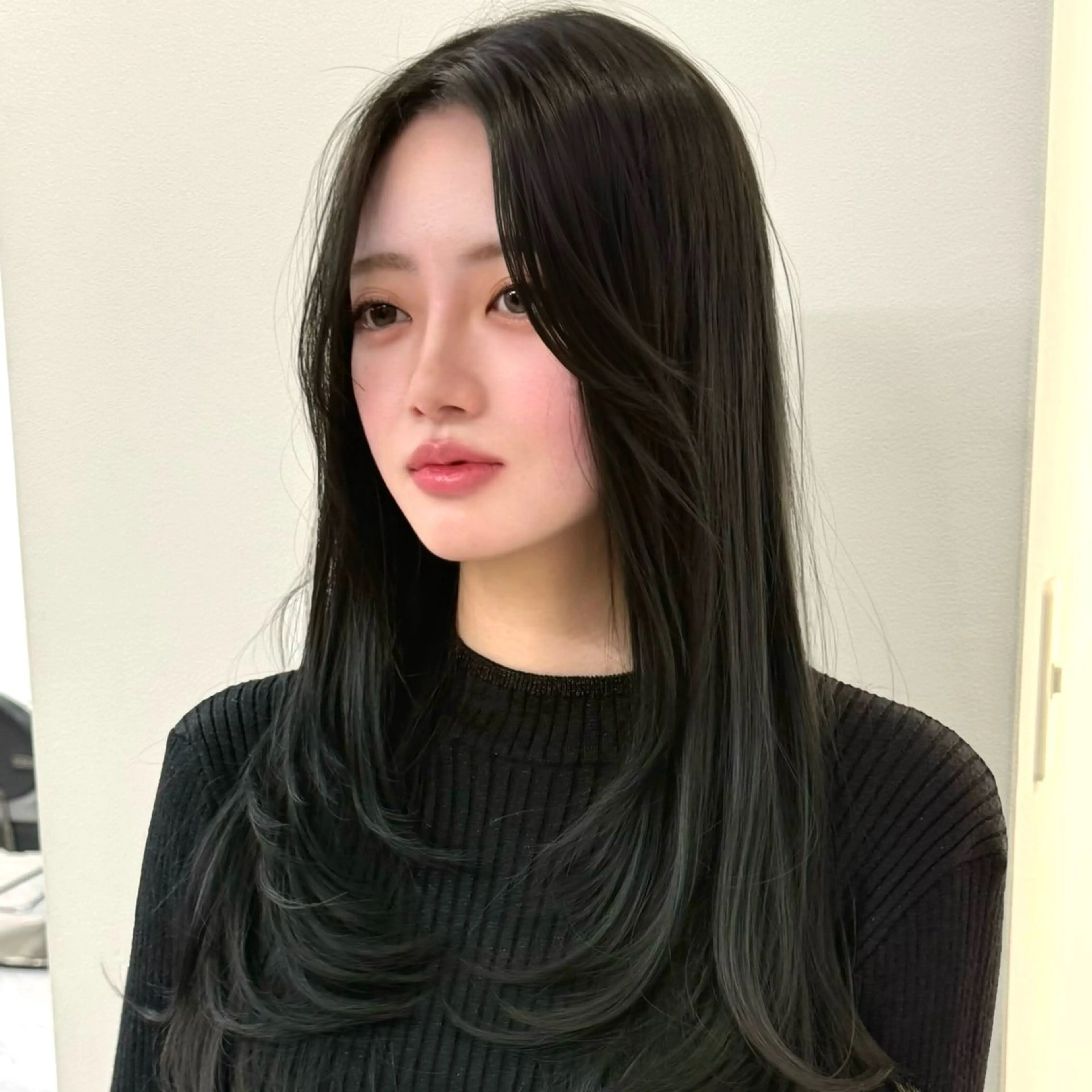 ロング レイヤーカット カット ヘアカラー 縮毛矯正 鍋田/ 渋谷/ 縮毛矯正/レイヤーのヘアスタイル