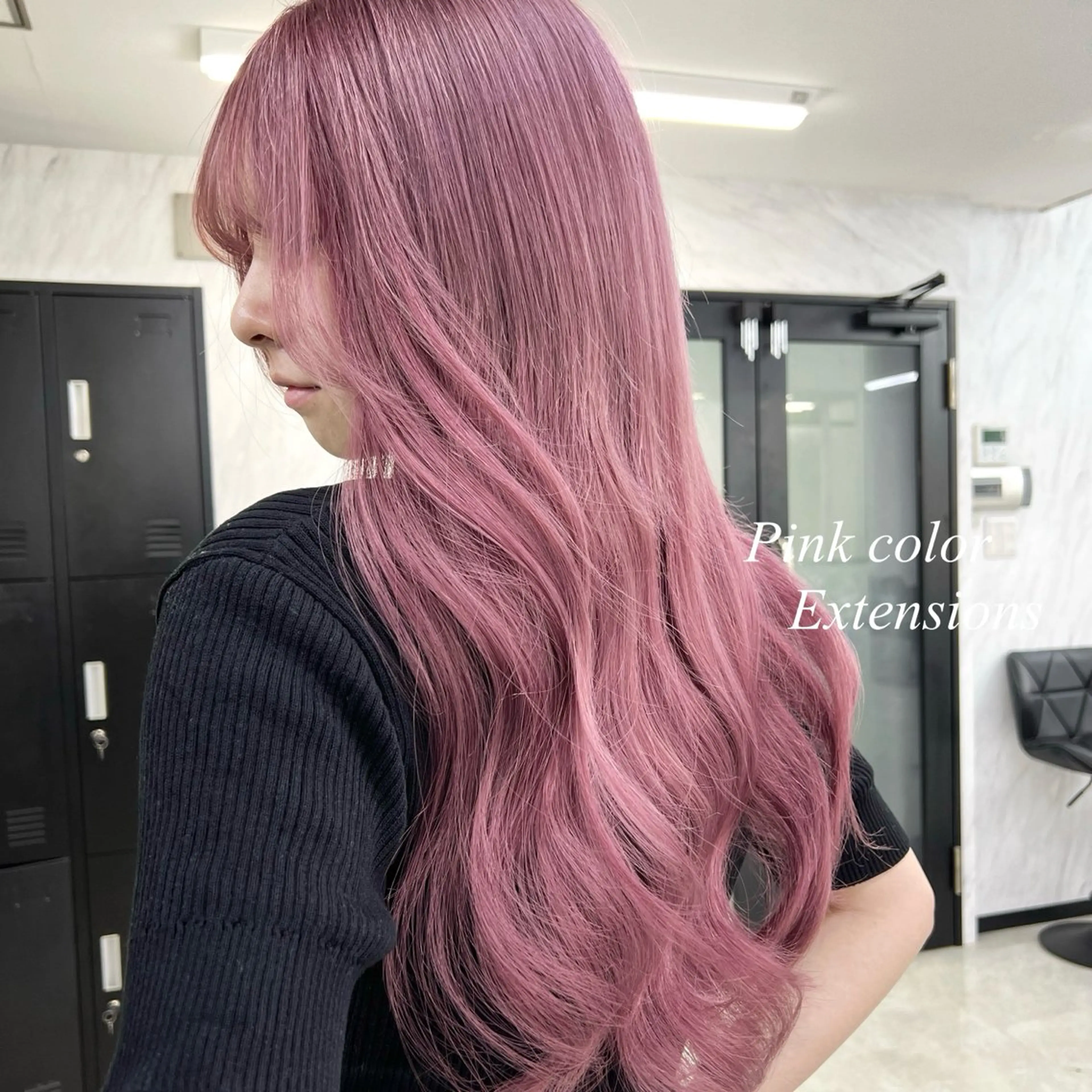 ロング カラー シールエクステ ハイトーンカラー エクステ ヘアカラー エクステ シールエクステ特化 ハイトーン、NANAのヘアスタイル