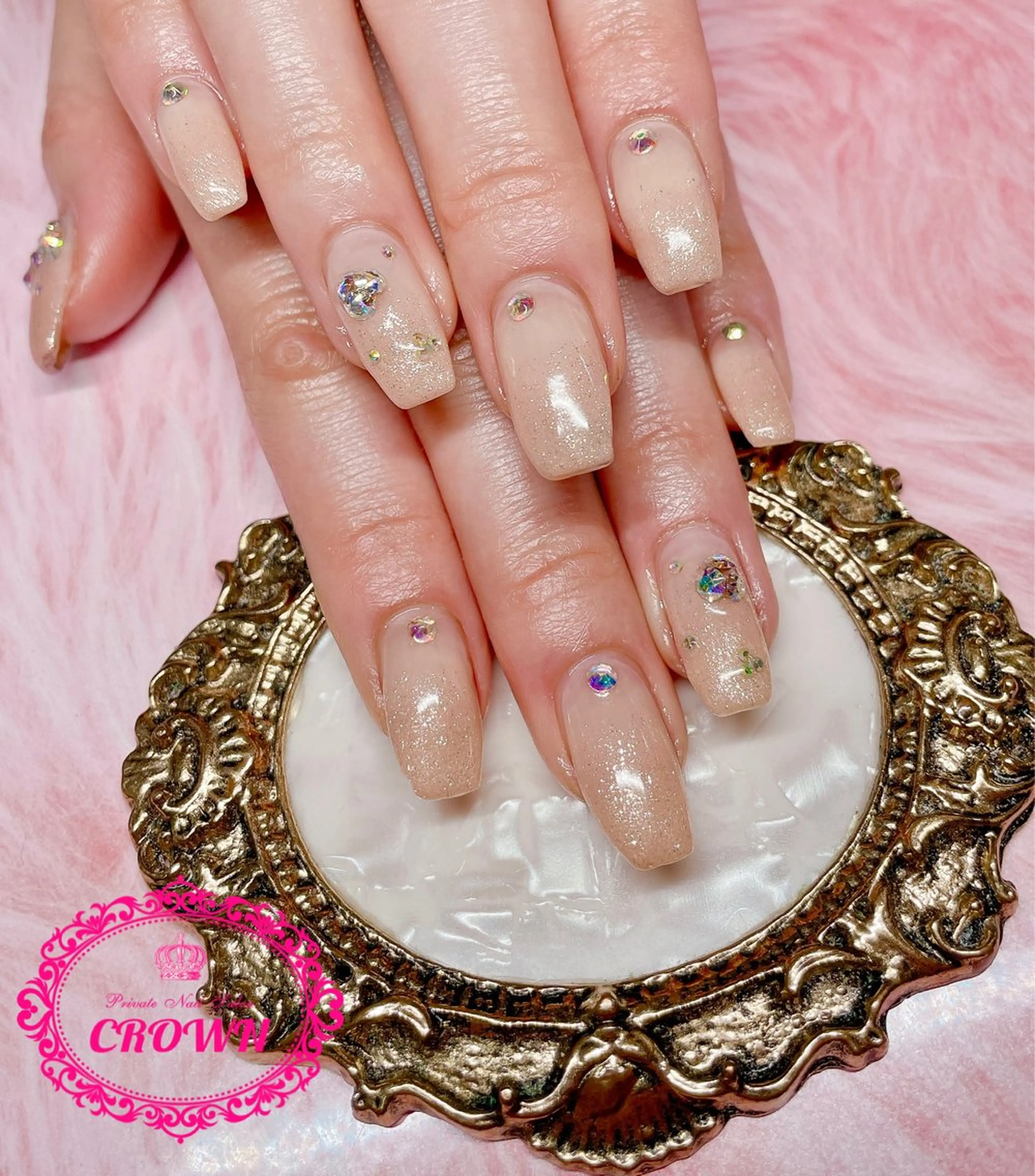 ネイル CROWN プライベートサロンのネイルデザイン