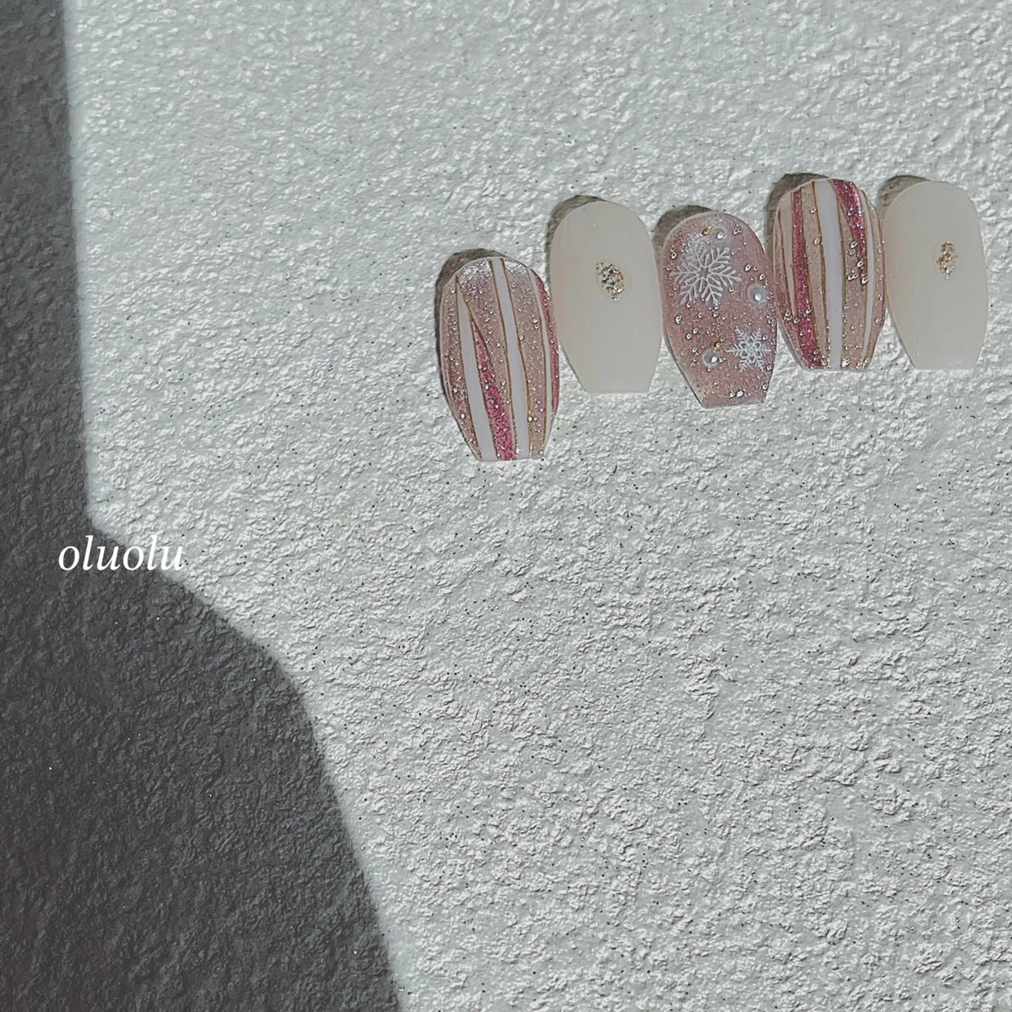 ネイル フラッシュネイル ジェルネイル キラキラネイル マグネットネイル 冬ネイル ハンドネイル 大村 紬華のネイルデザイン