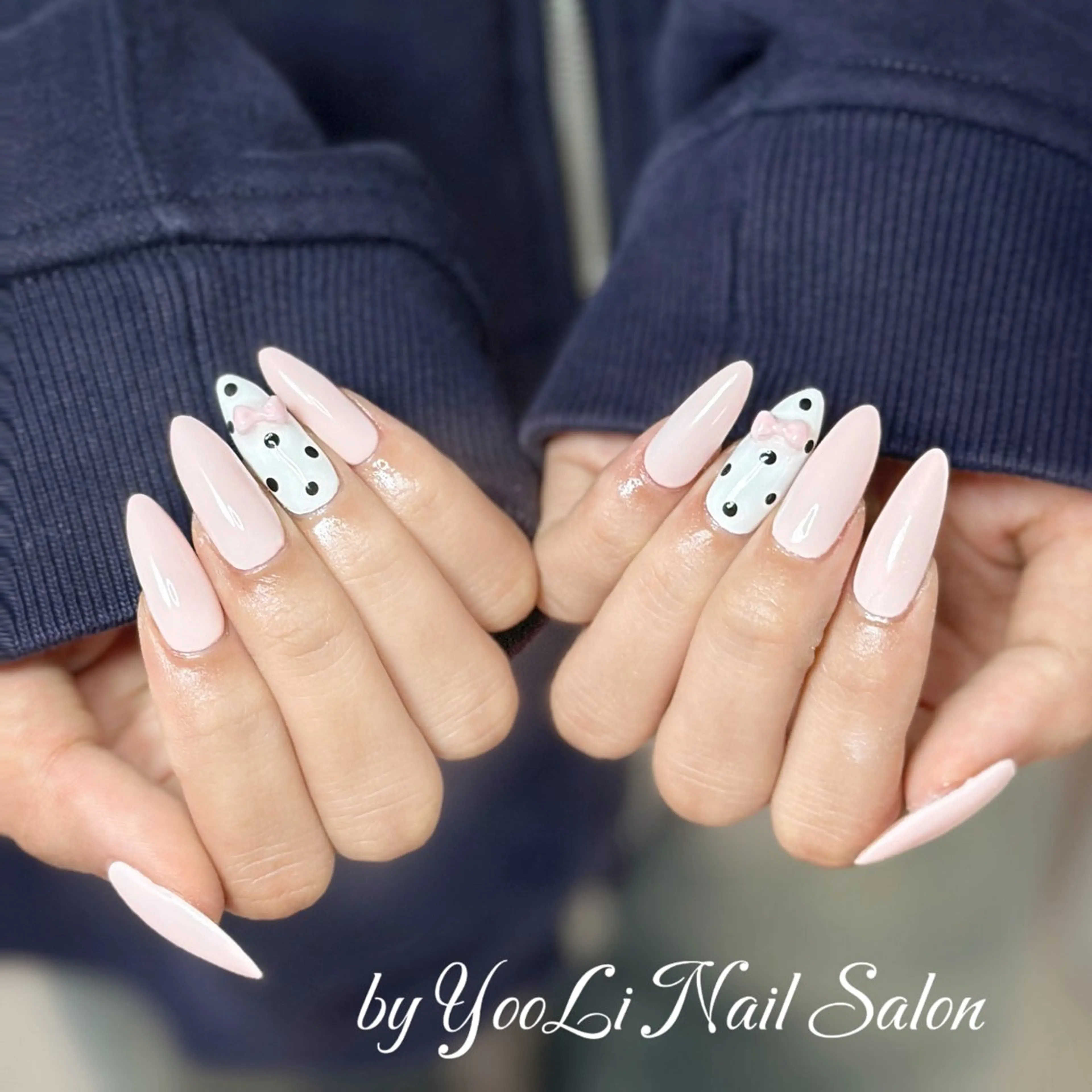 ネイル アートネイル オーロラネイル チークネイル フレンチネイル ガラスフレンチ 🎀YooLi Nail salonのネイルデザイン