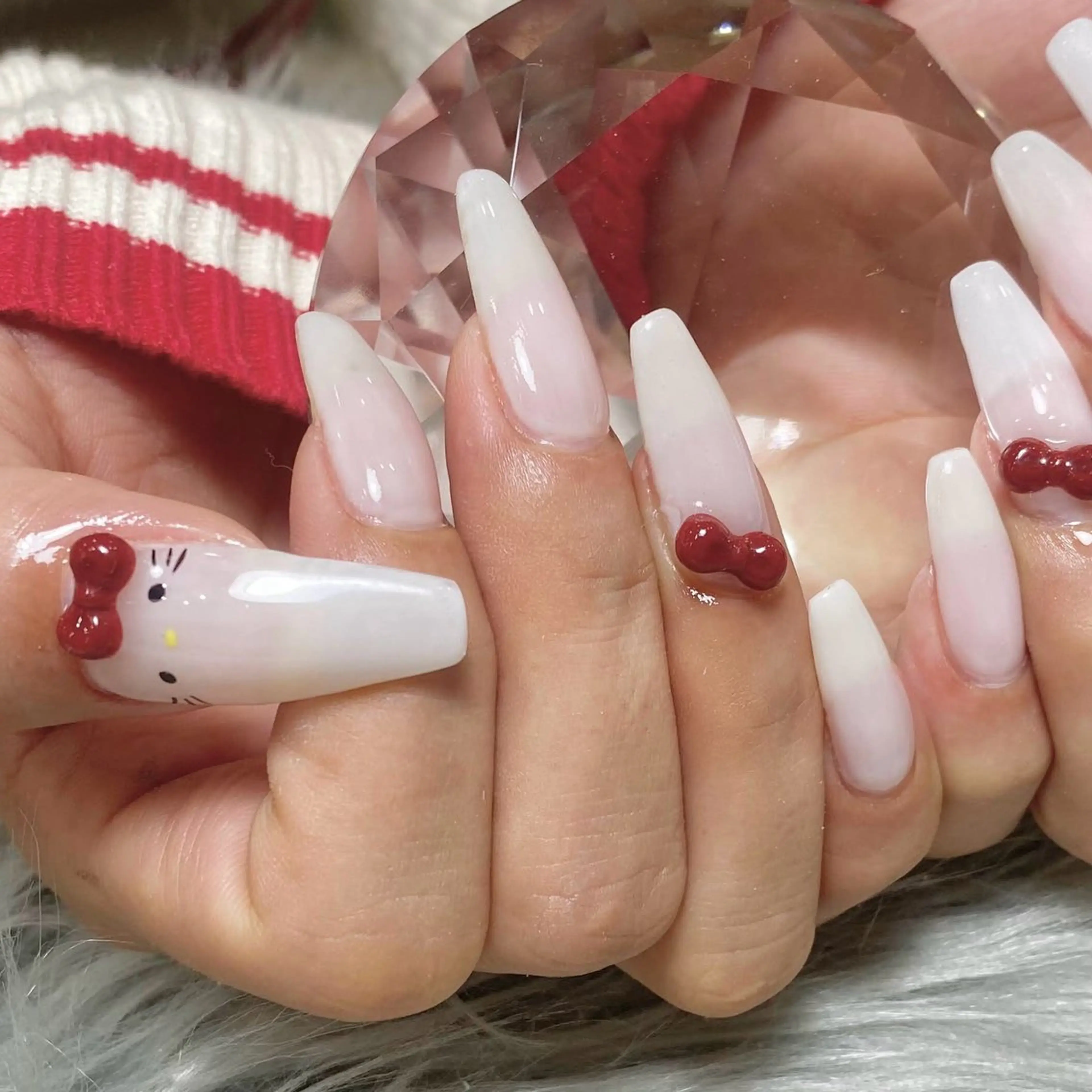 ネイル リボン ハンドネイル Roi〈ロワ〉 Reikaのネイルデザイン