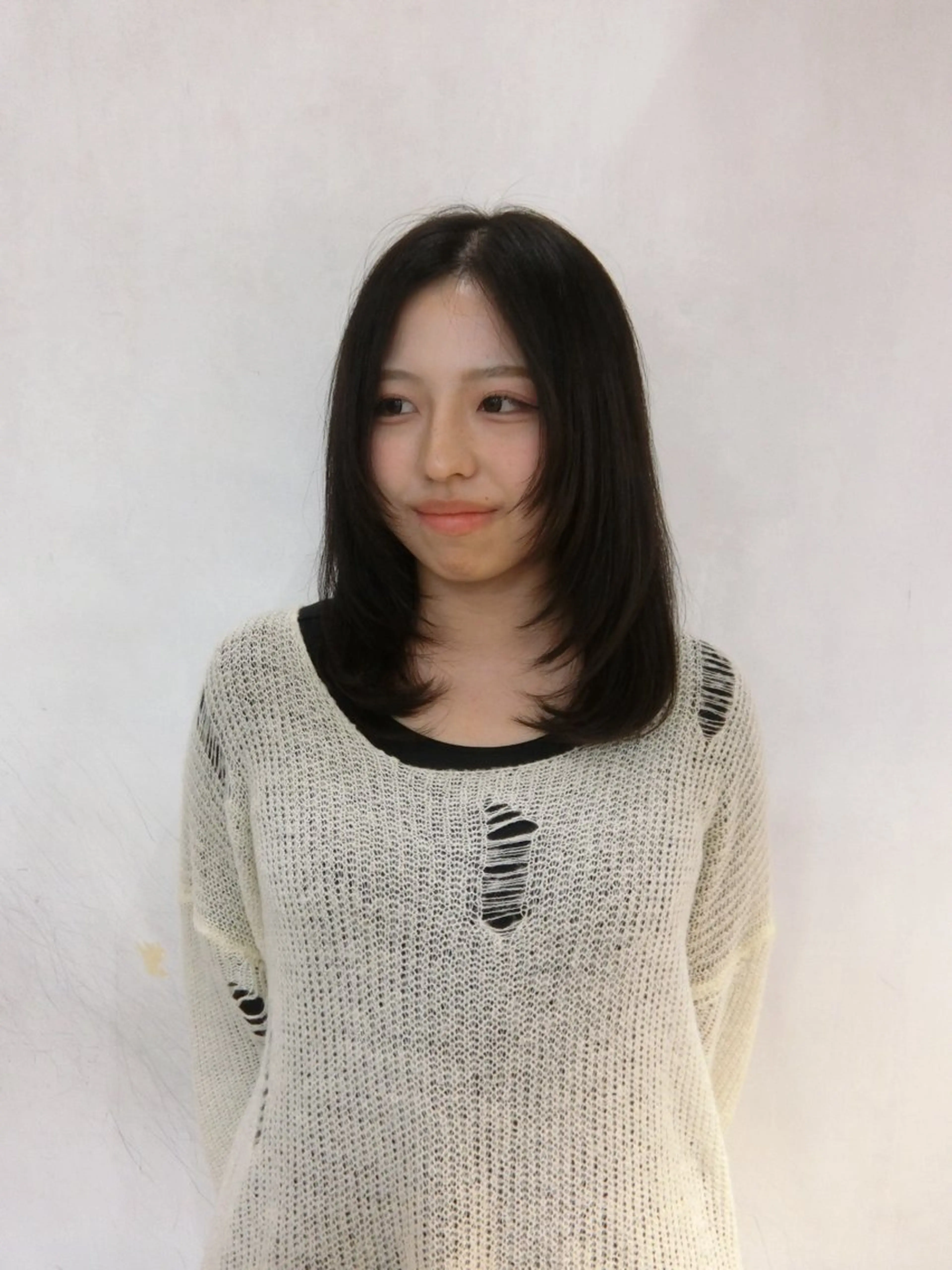 ミディアム レイヤーカット iroha/ レイヤーカットモデルのヘアスタイル