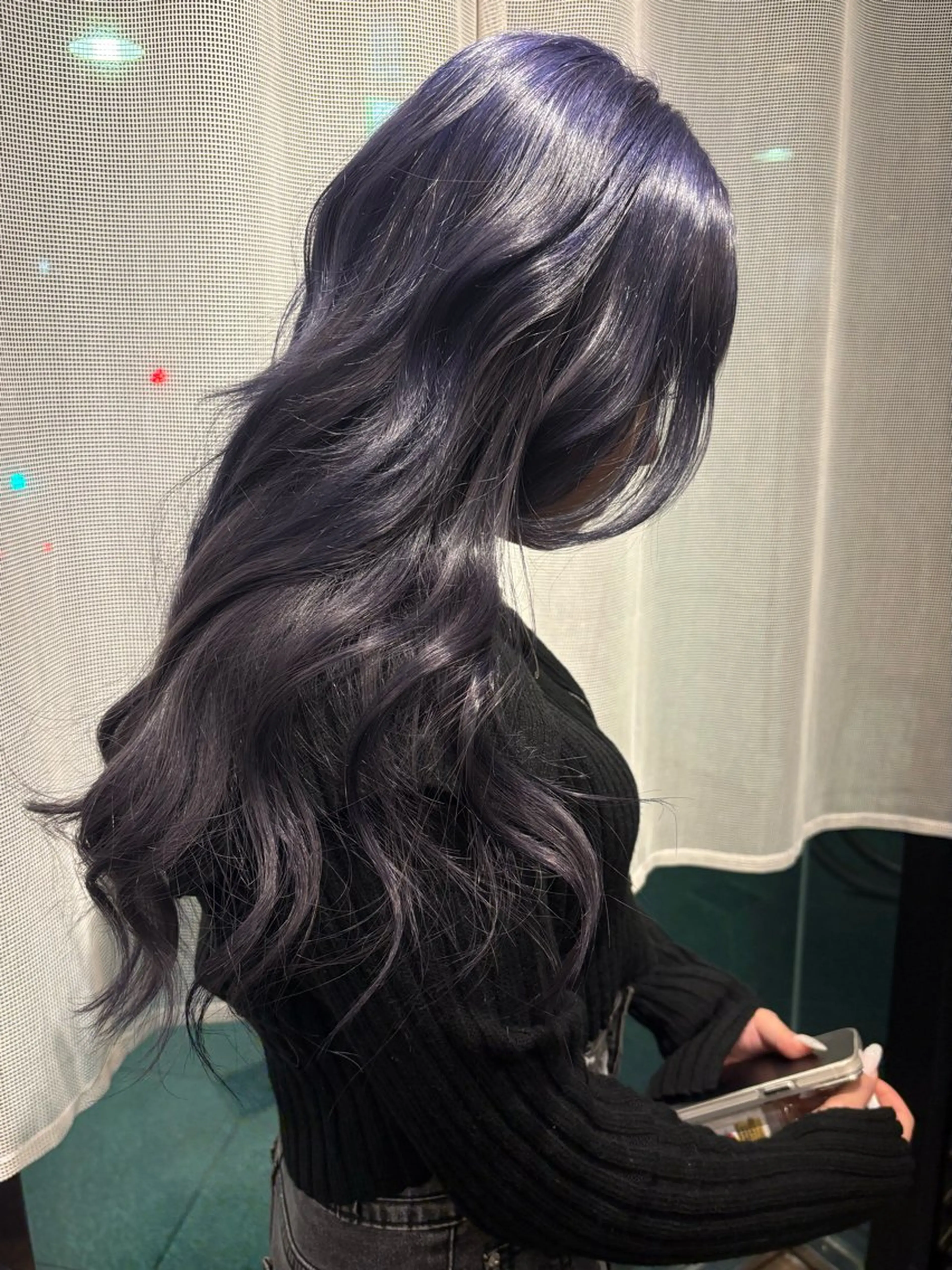 ロング パープルカラー ヘアカラー lot Kanau ハイトーン／デザインのヘアスタイル