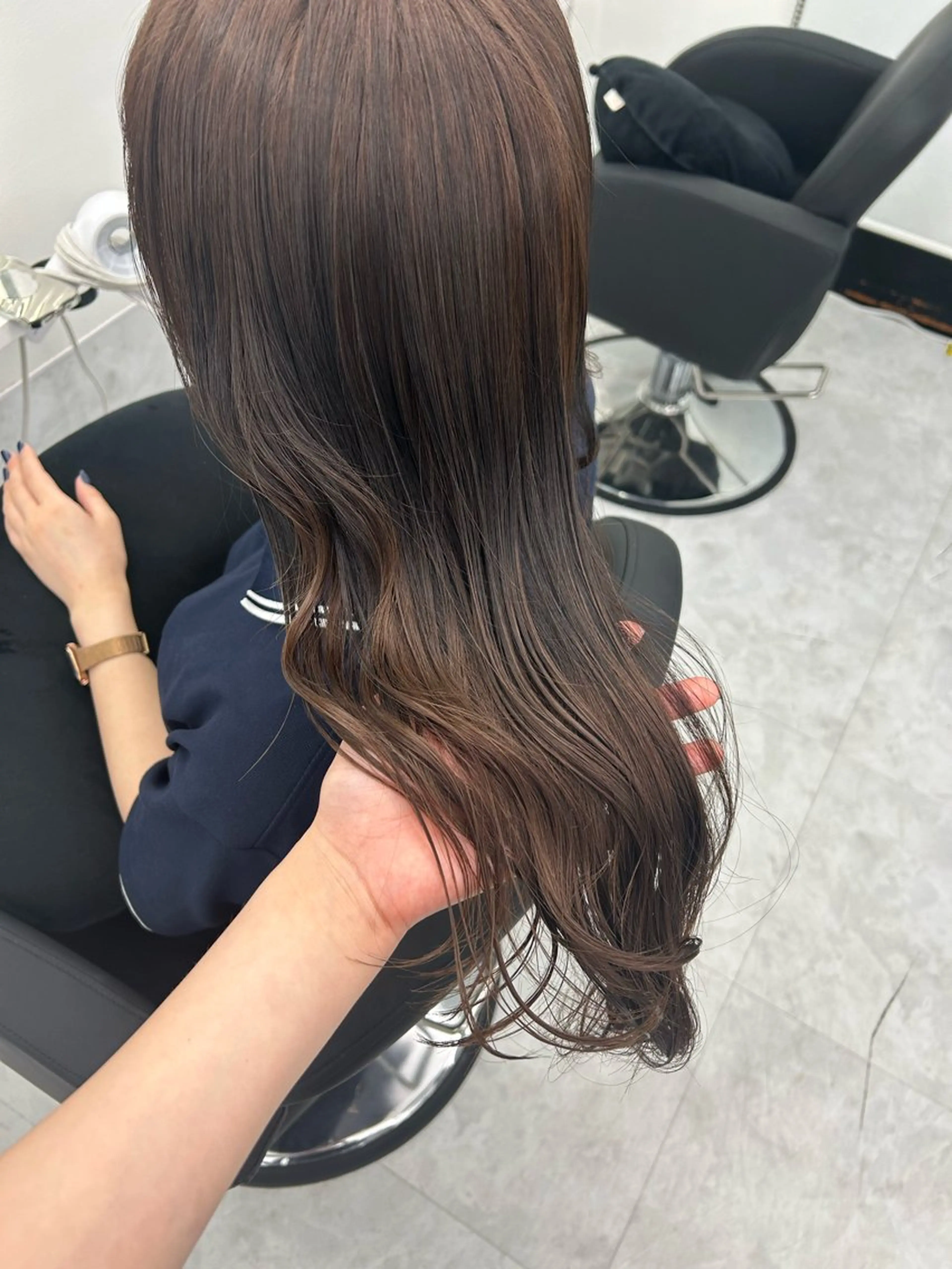 セミロング miku 🍑髪質改善サロンのヘアスタイル