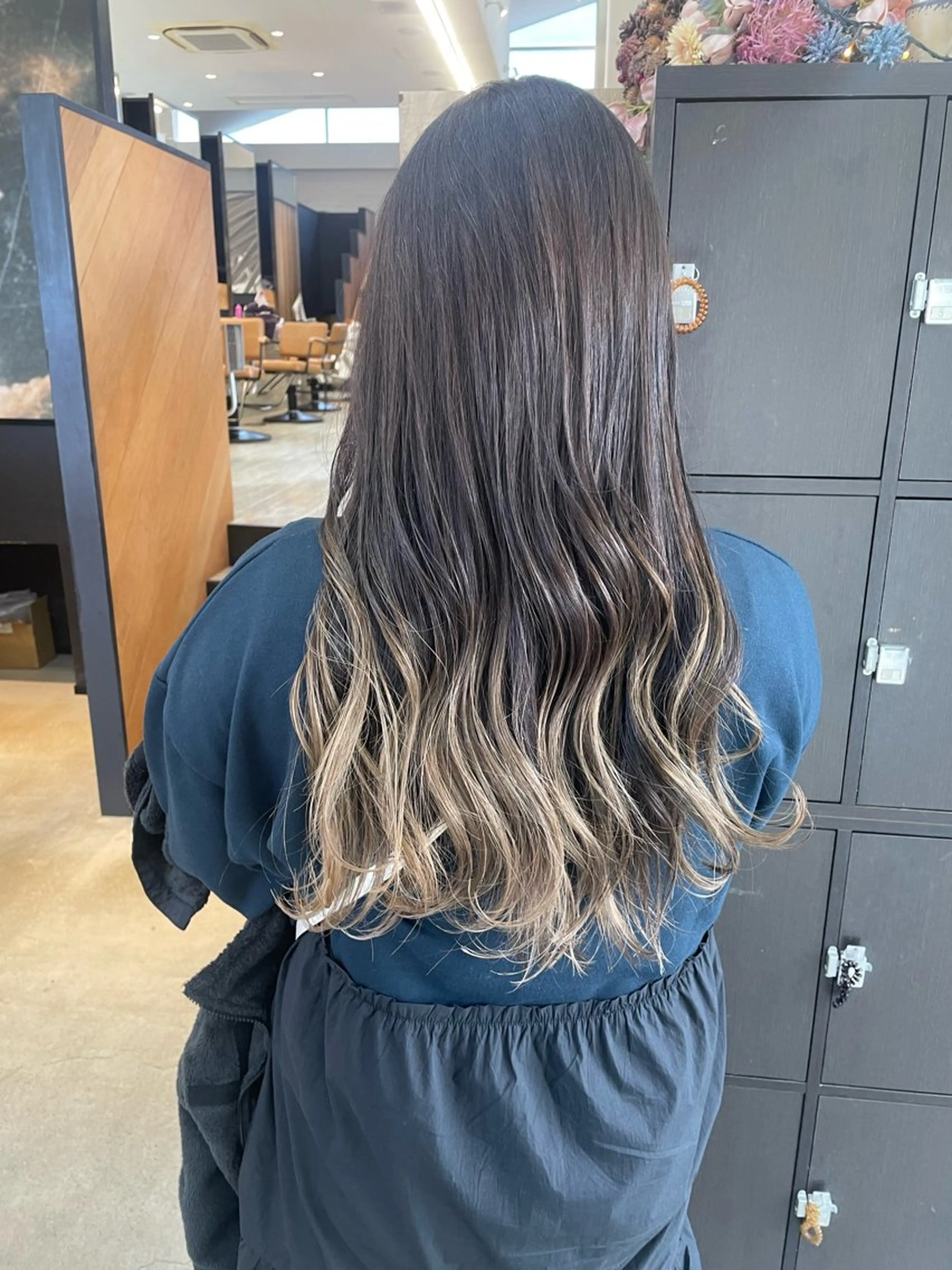 セミロング カット ヘアカラー テラダ ユウシン西金沢のヘアスタイル