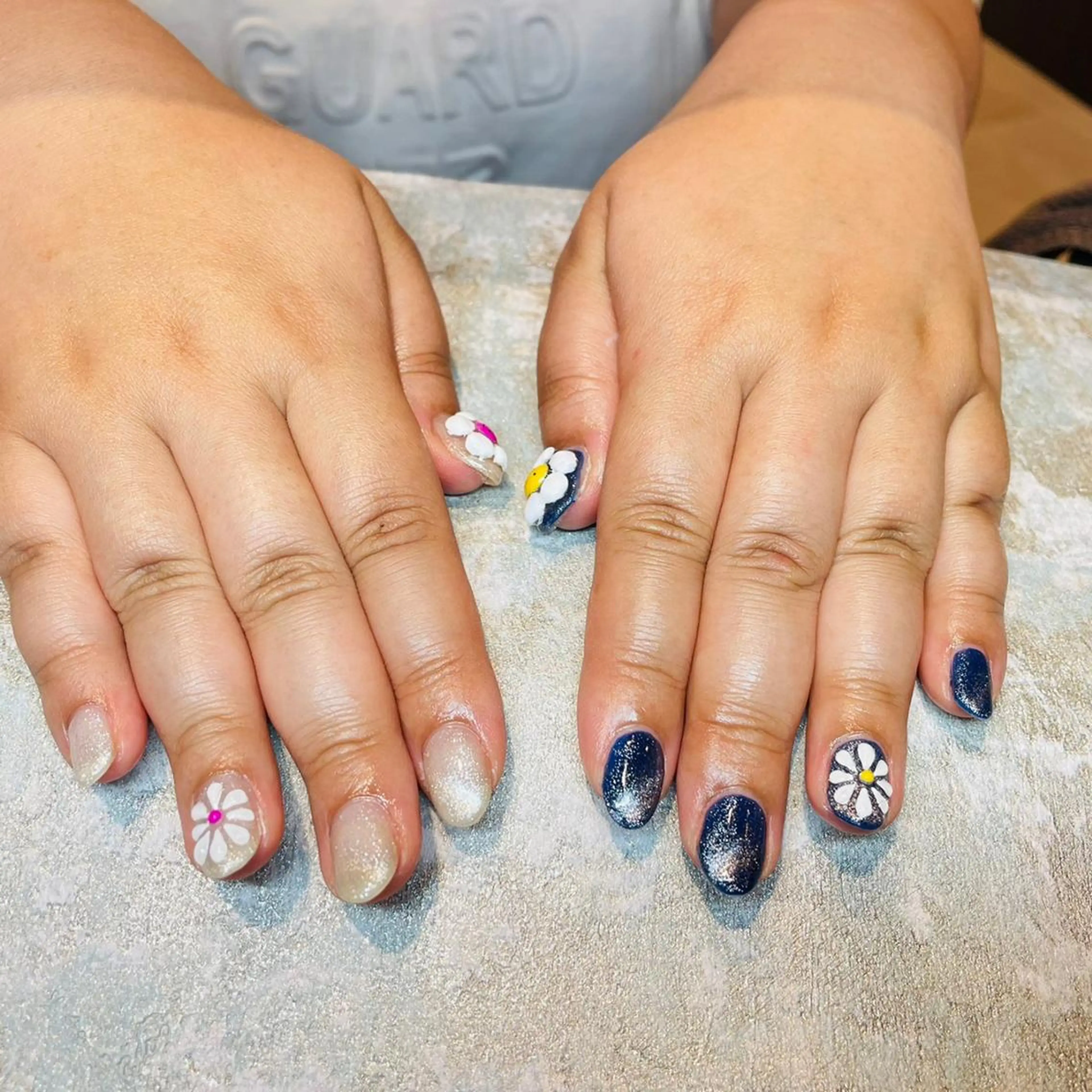 ネイル 西谷 （ネイリスト）のネイルデザイン