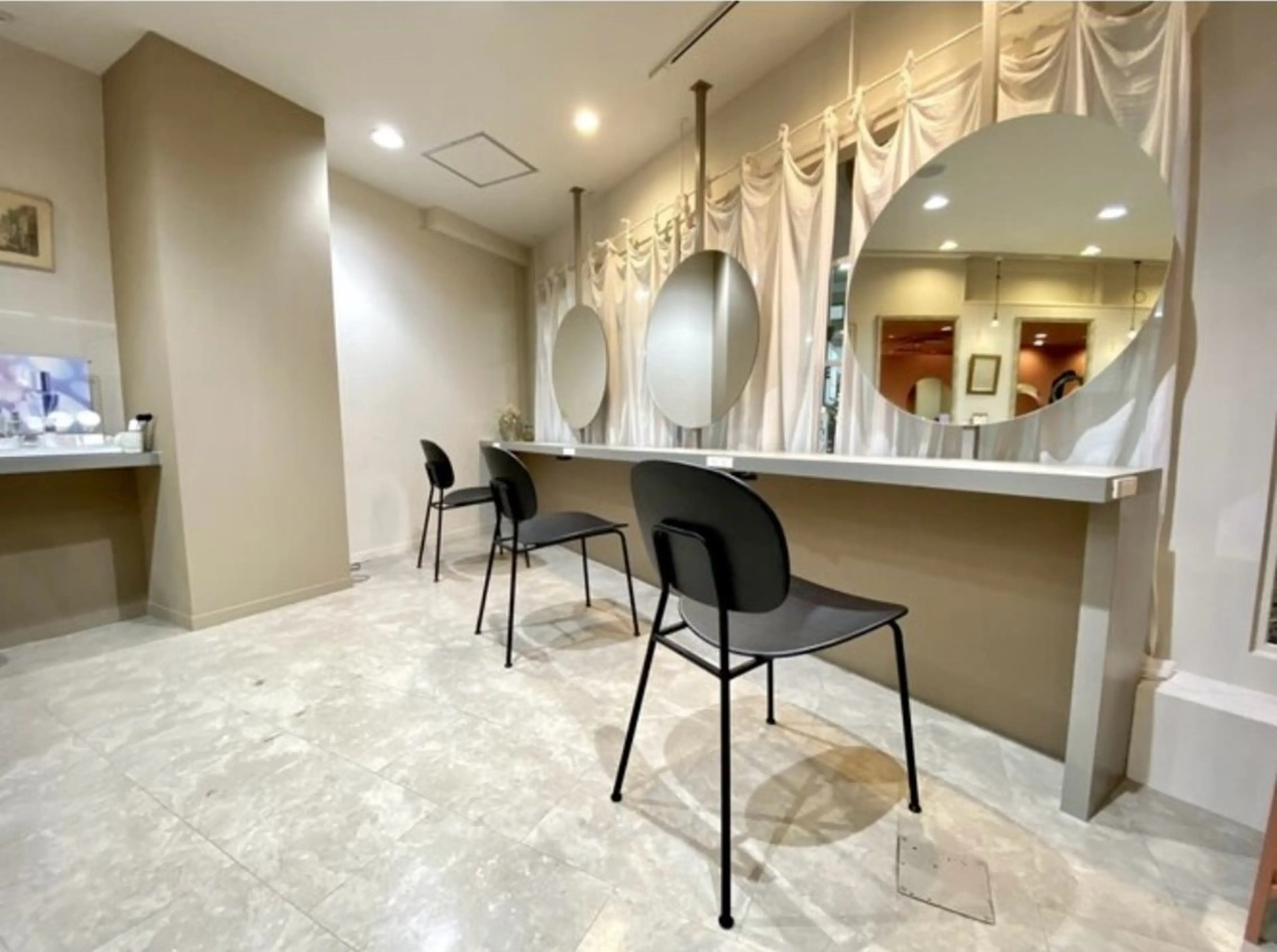 佐藤 永夏のヘアスタイル