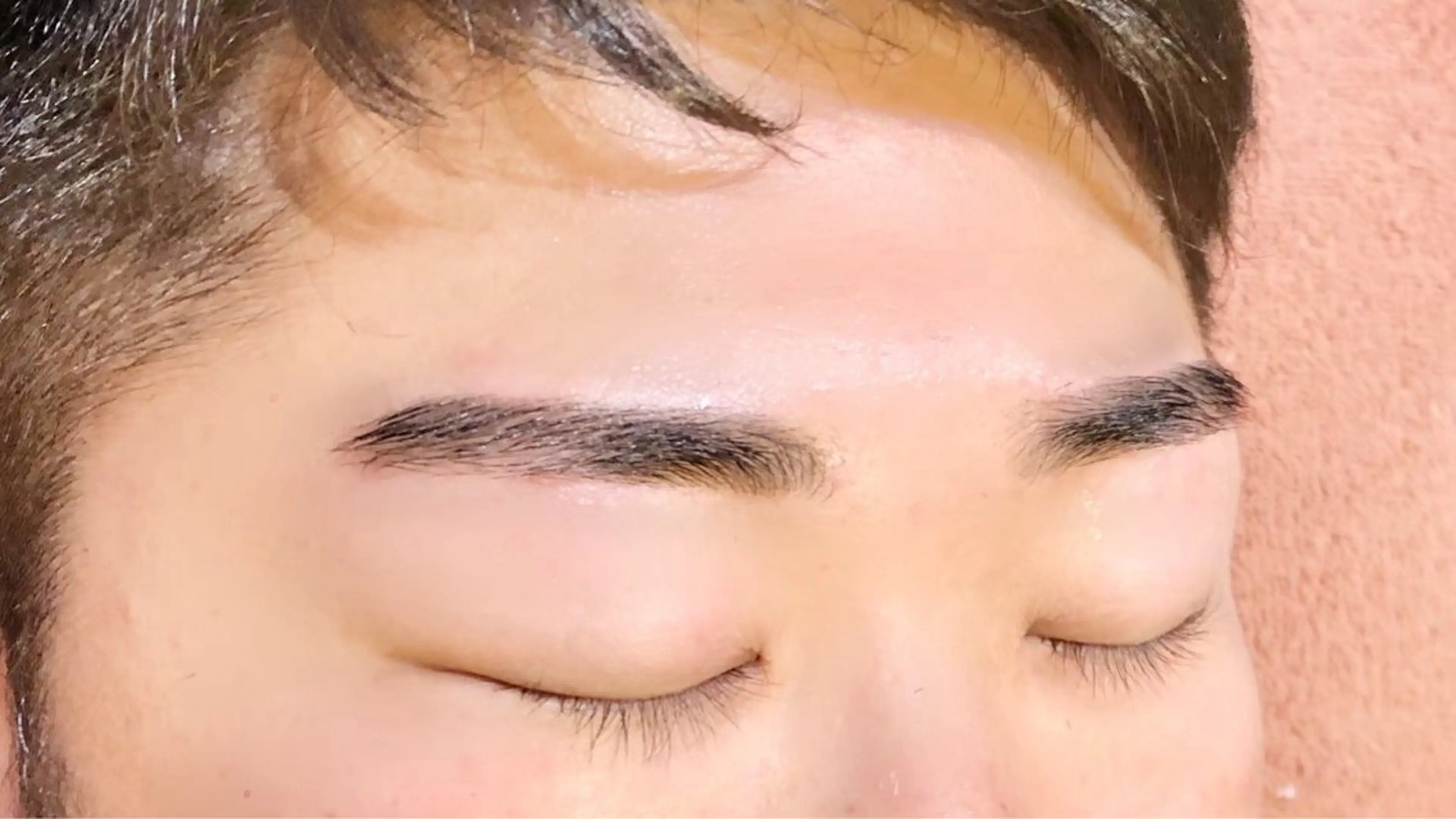 アイブロウ Modek's 西宮 akariのヘアスタイル