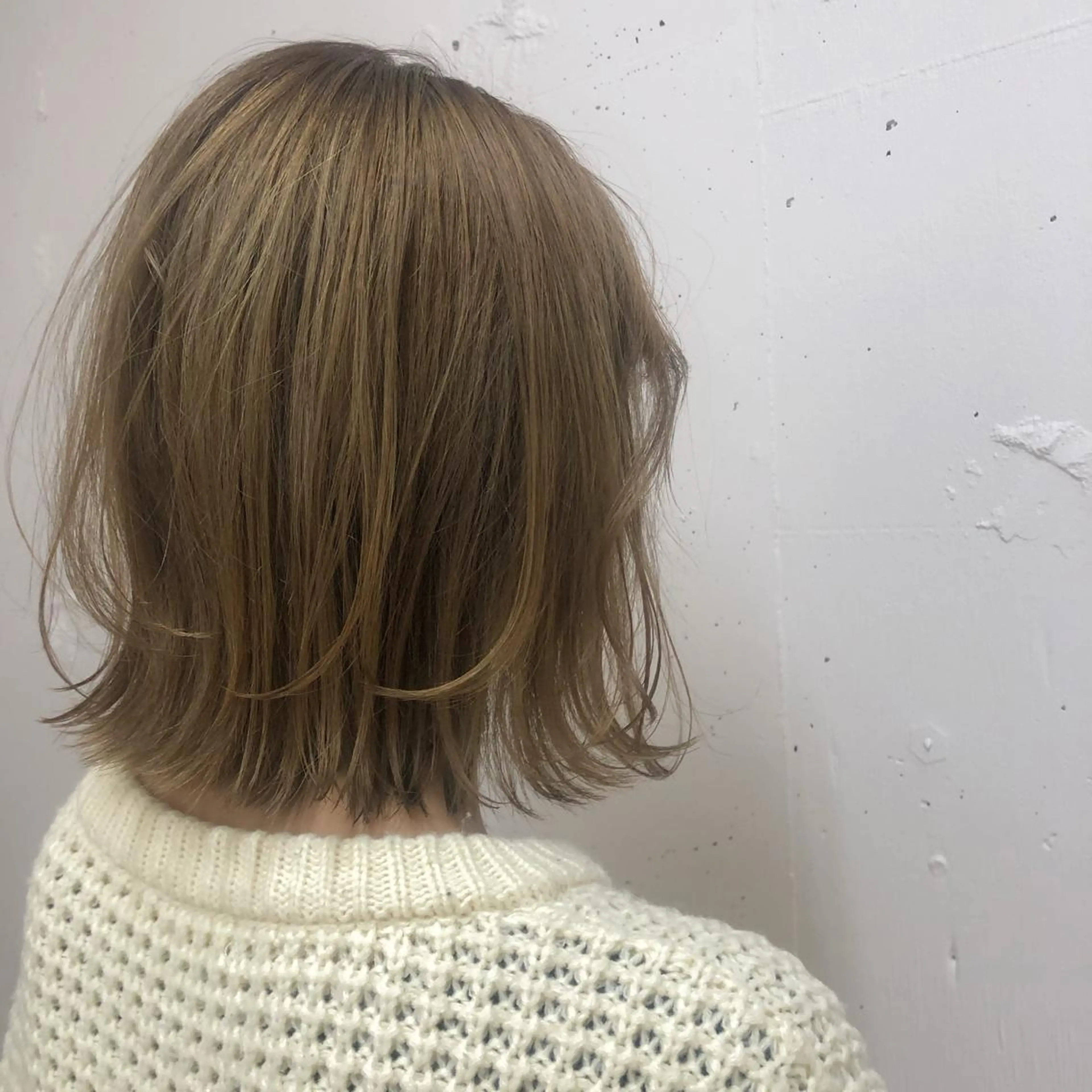 ショート 顔周りの垢抜けヘア 立山愛梨のヘアスタイル
