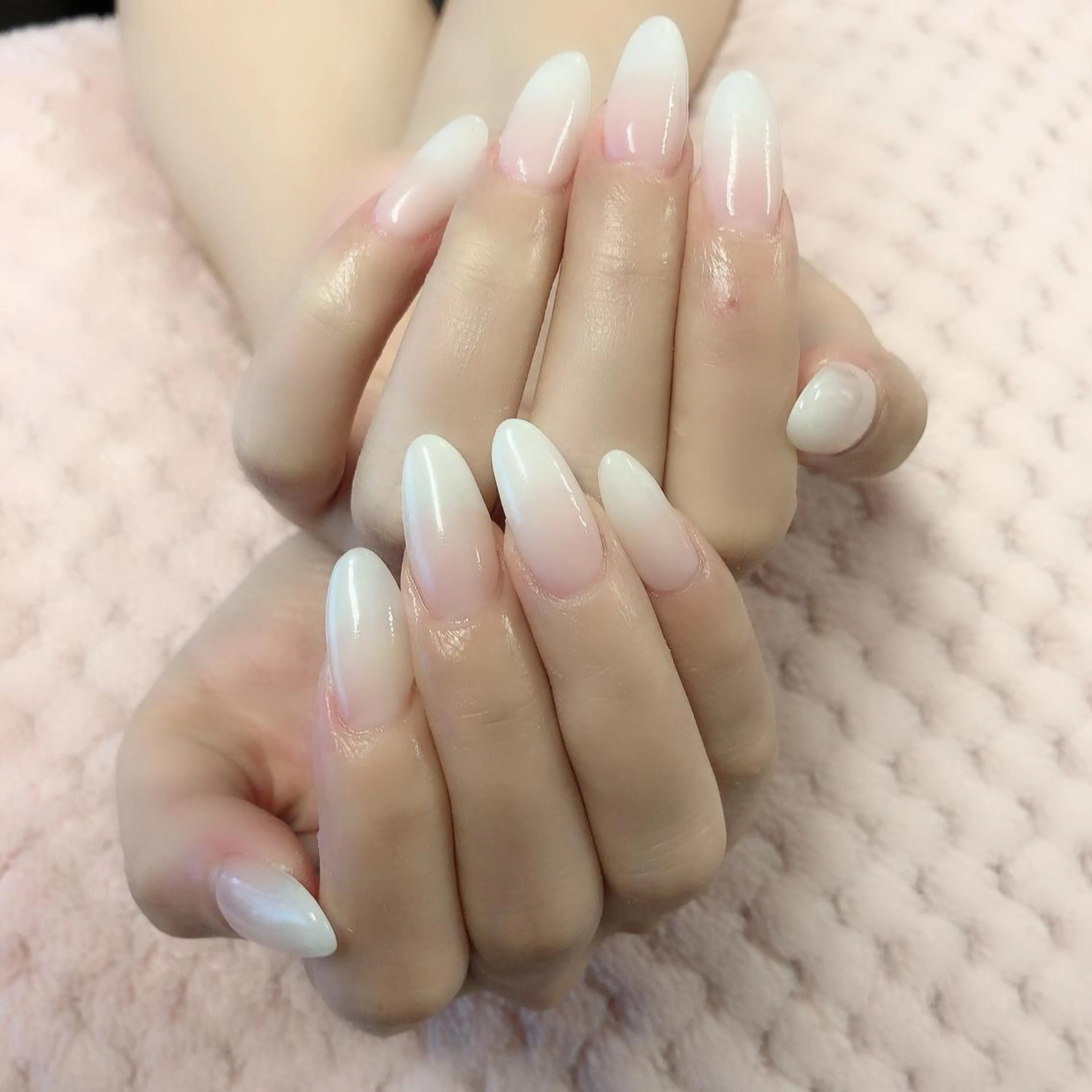 ネイル クリアネイル ホワイト ono megumiのネイルデザイン