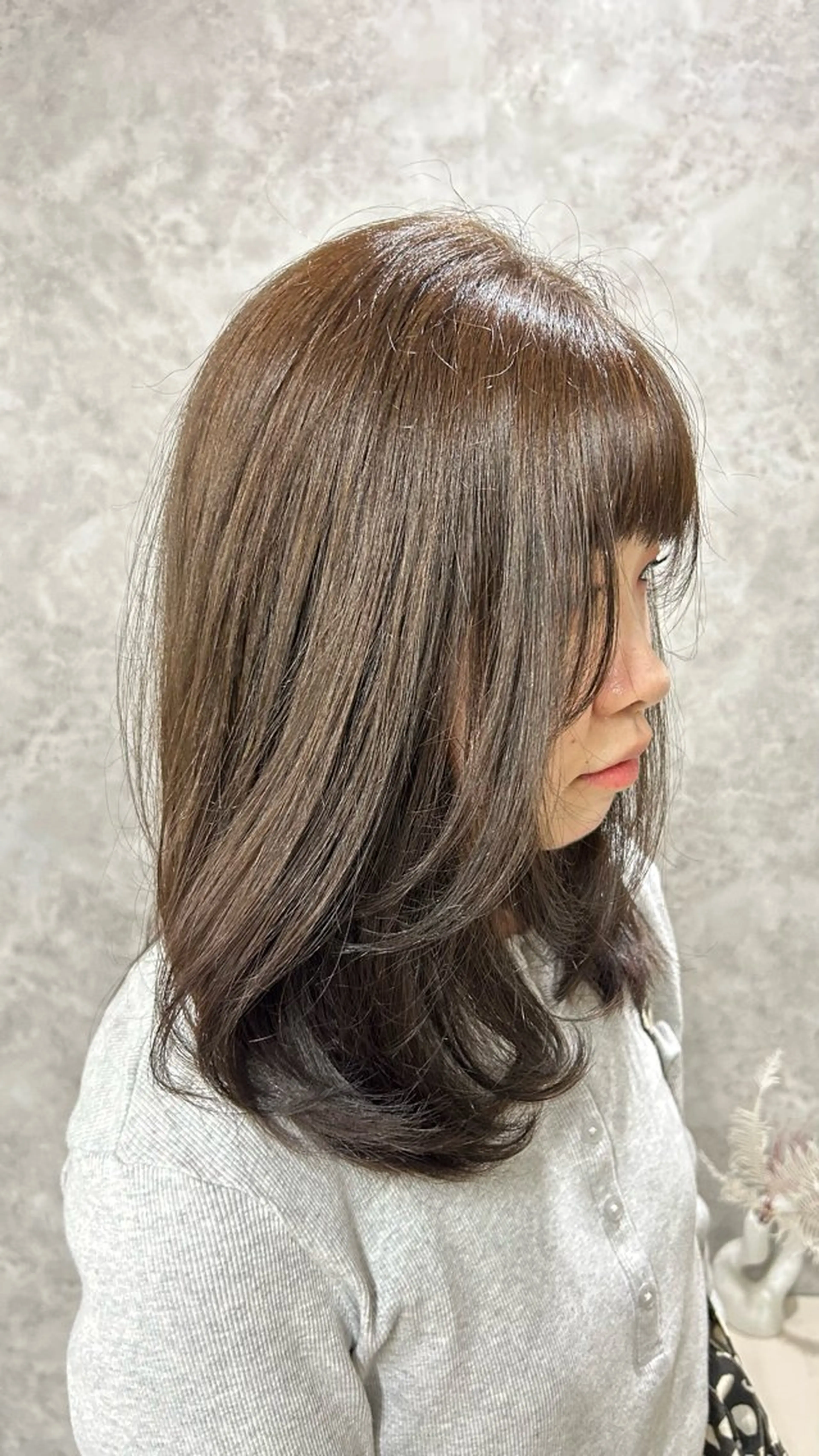 セミロング トリートメント Karen🫶🏻 艶重視のヘアスタイル