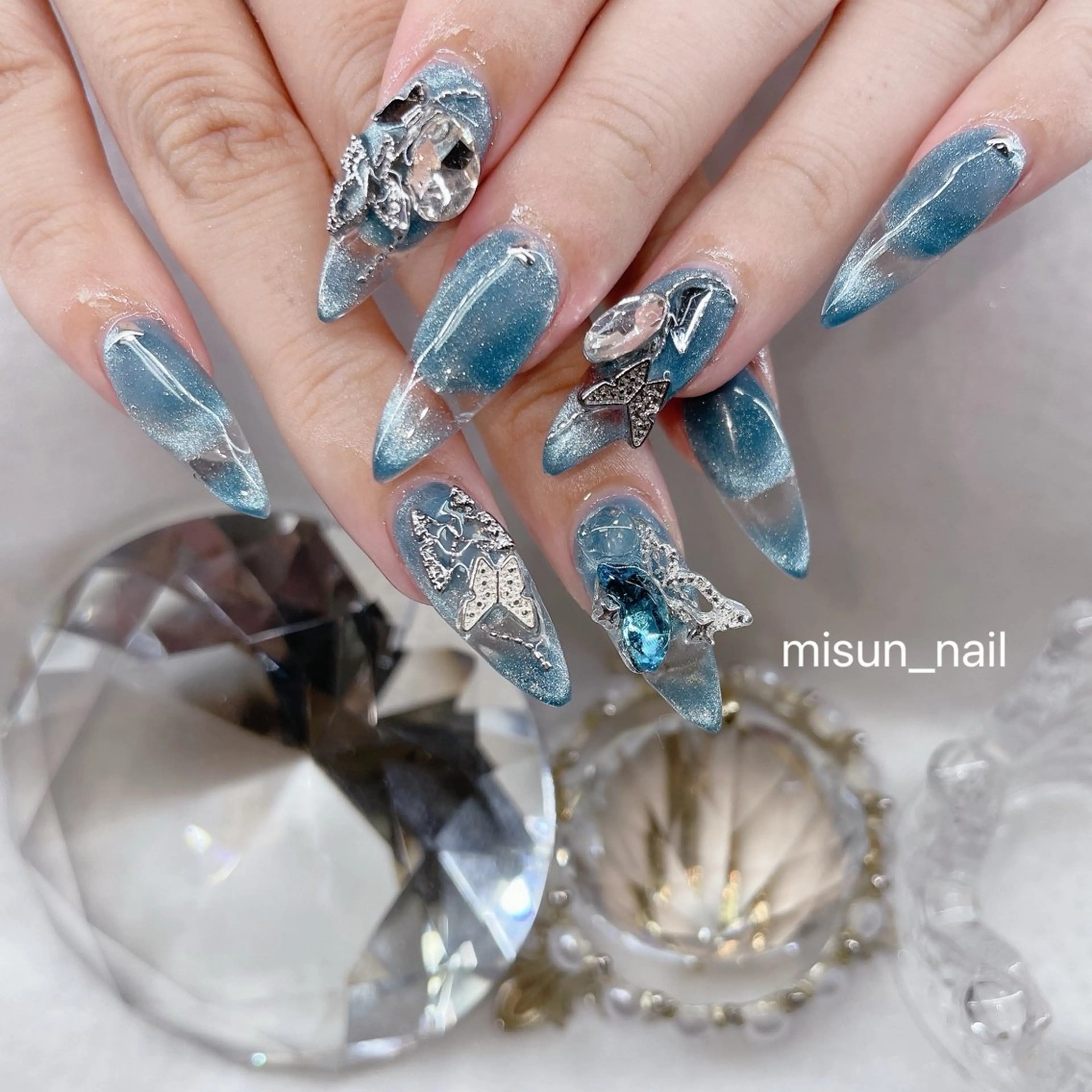 ネイル アートネイル オーロラネイル チークネイル 長さ出し フラッシュネイル misun_ nailのネイルデザイン