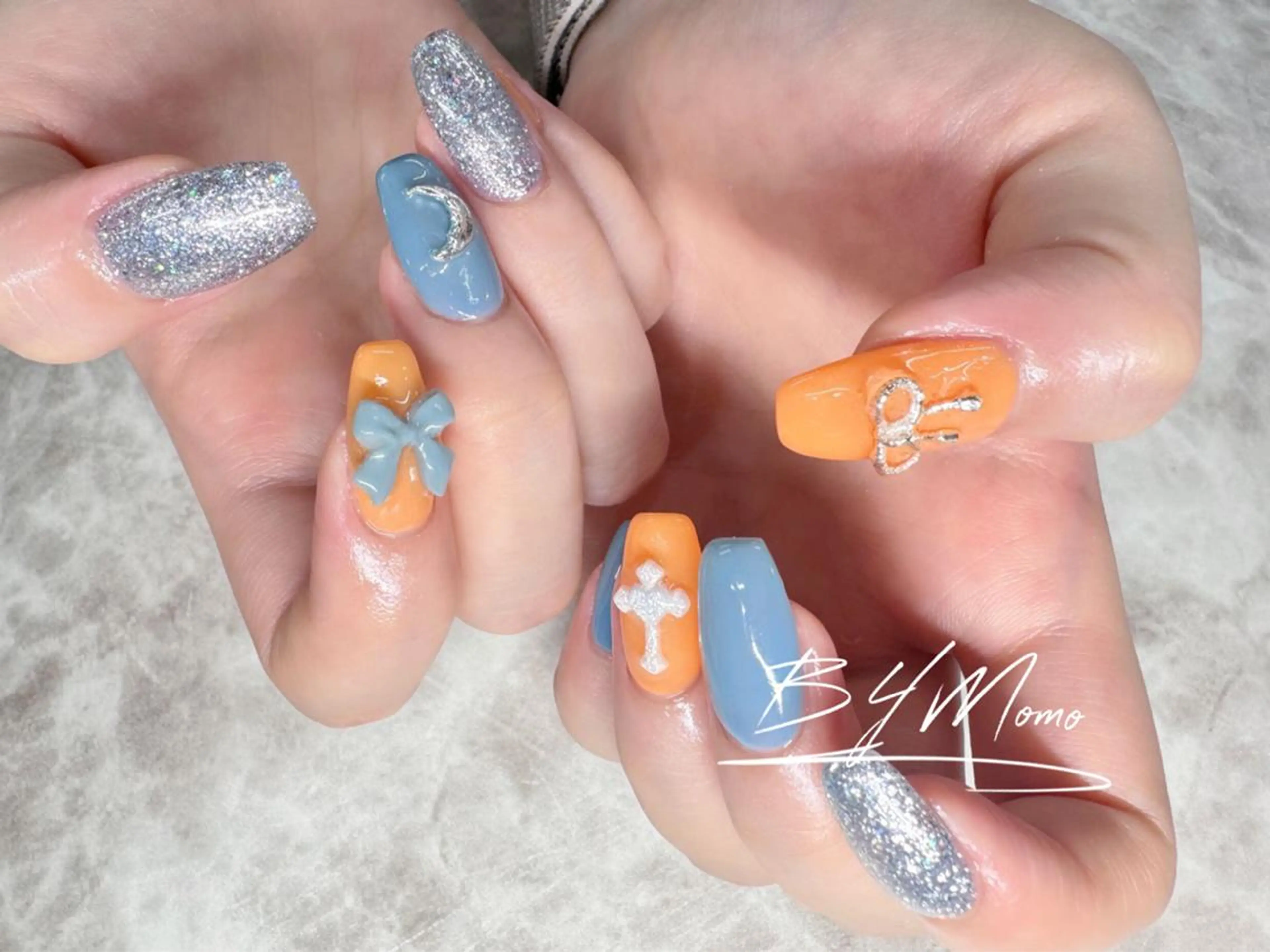 ★シンプル持ち込みOK★アート少なめコース　デザイン4本程度の写真