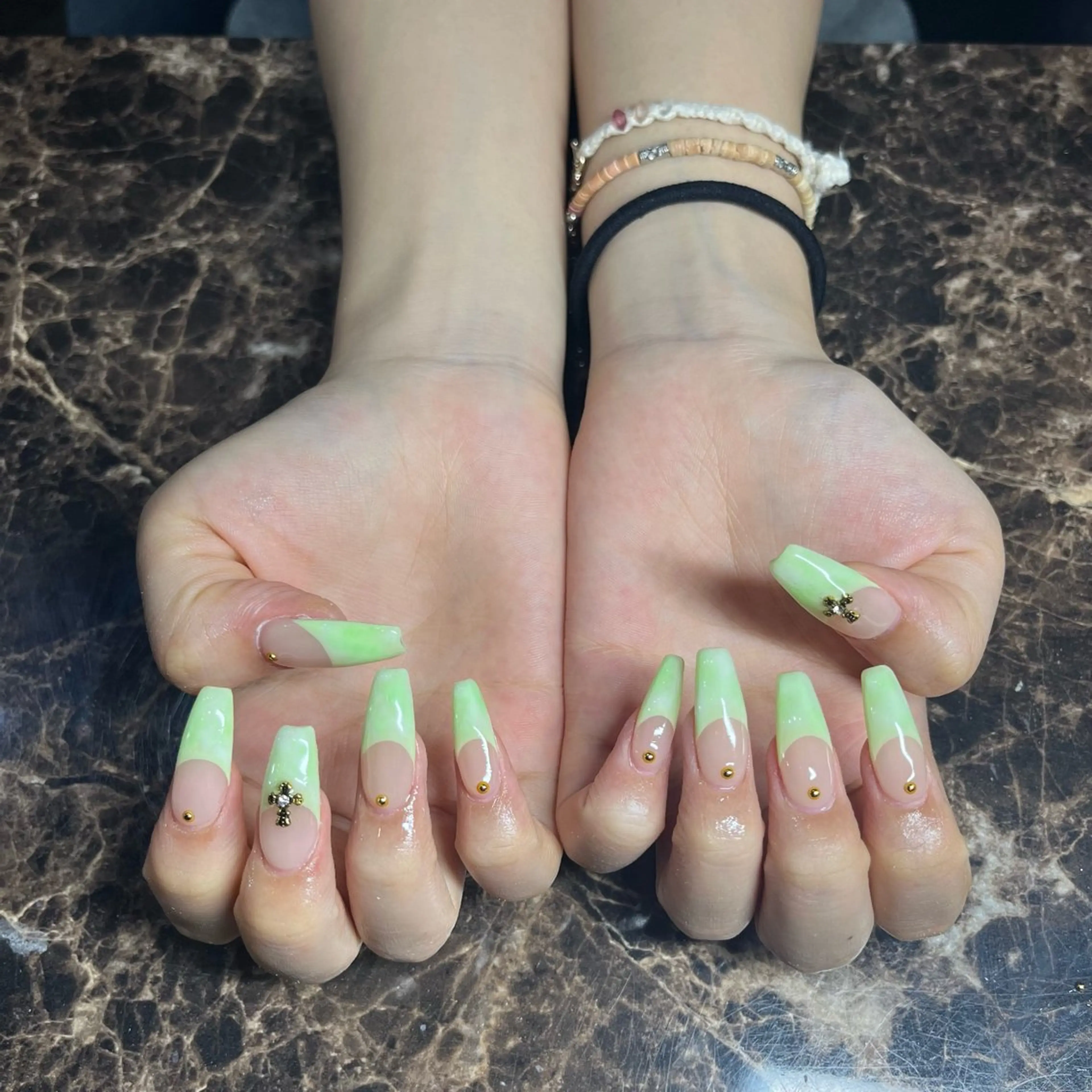ネイル ハンドネイル IROHA nail Ami🐊🎀のネイルデザイン