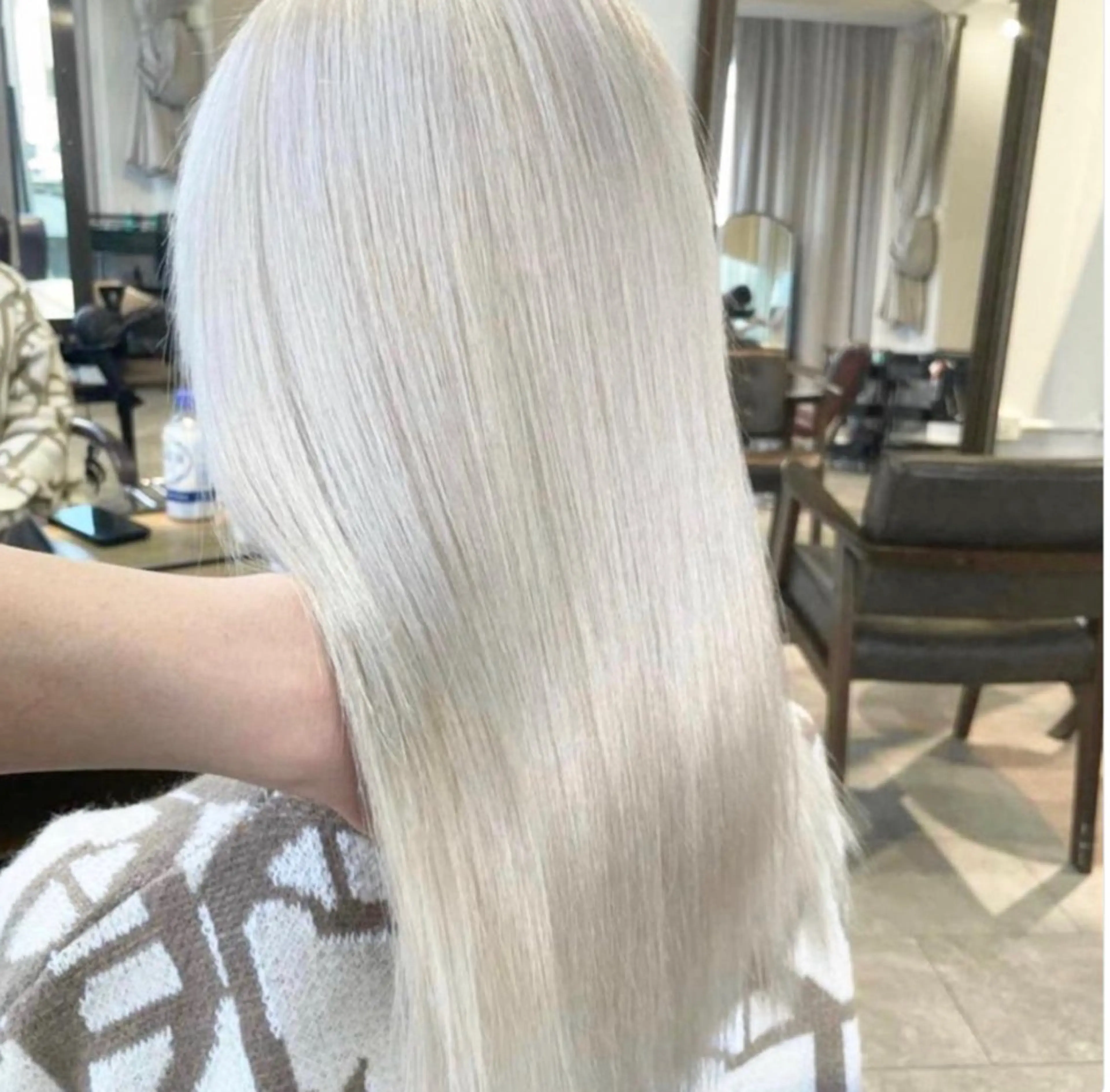 ミディアム カラー ヘアカラー 🌹TikTok4万 フォロワー🌹AKIのヘアスタイル