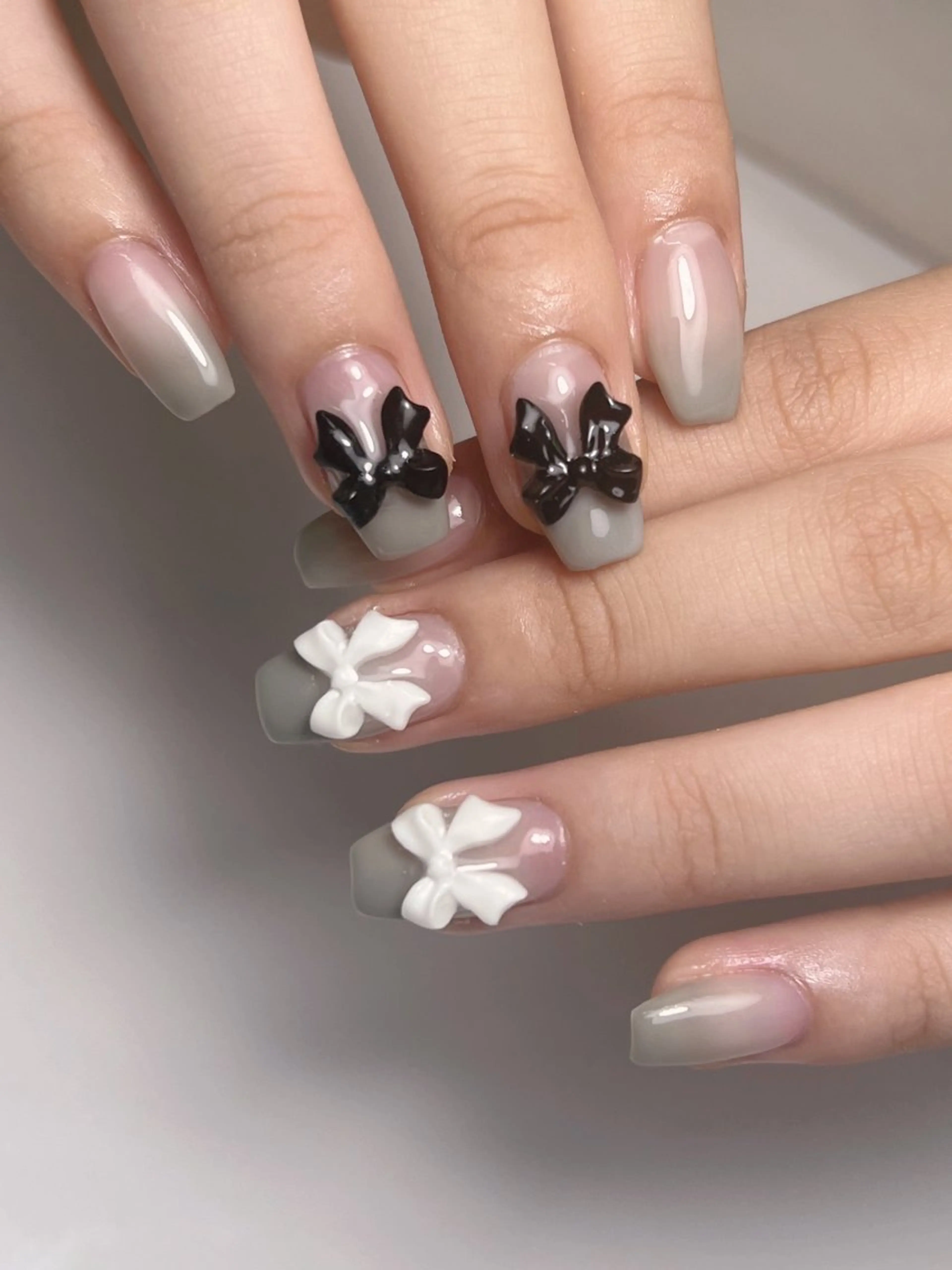 ネイル ハンドネイル Nail Salon L'arc所属・💊大阪/心斎橋 moni🧠のネイルデザイン