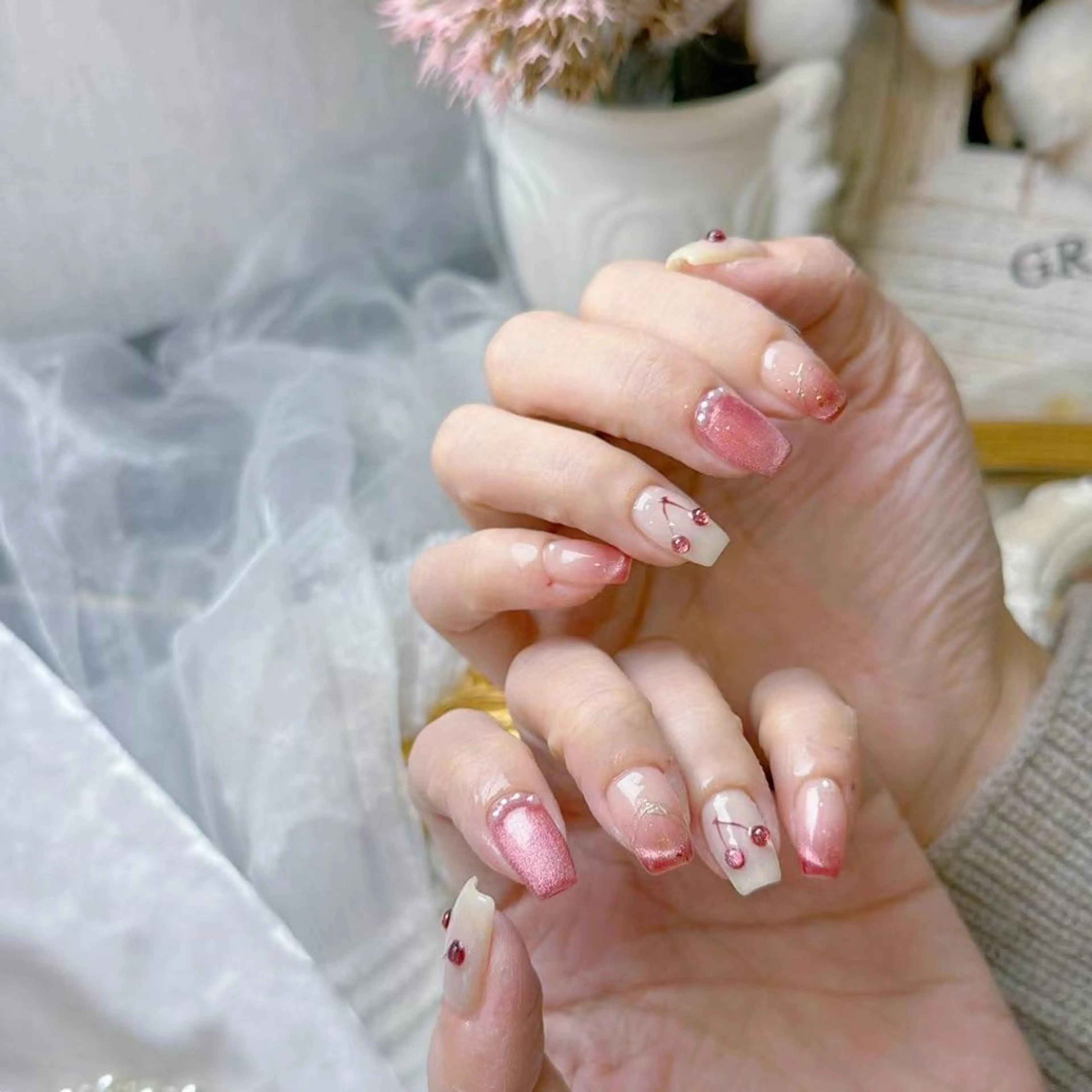 ネイル アートネイル フラワーネイル フットネイル ジェルネイル キラキラネイル Babarla Nailのネイルデザイン