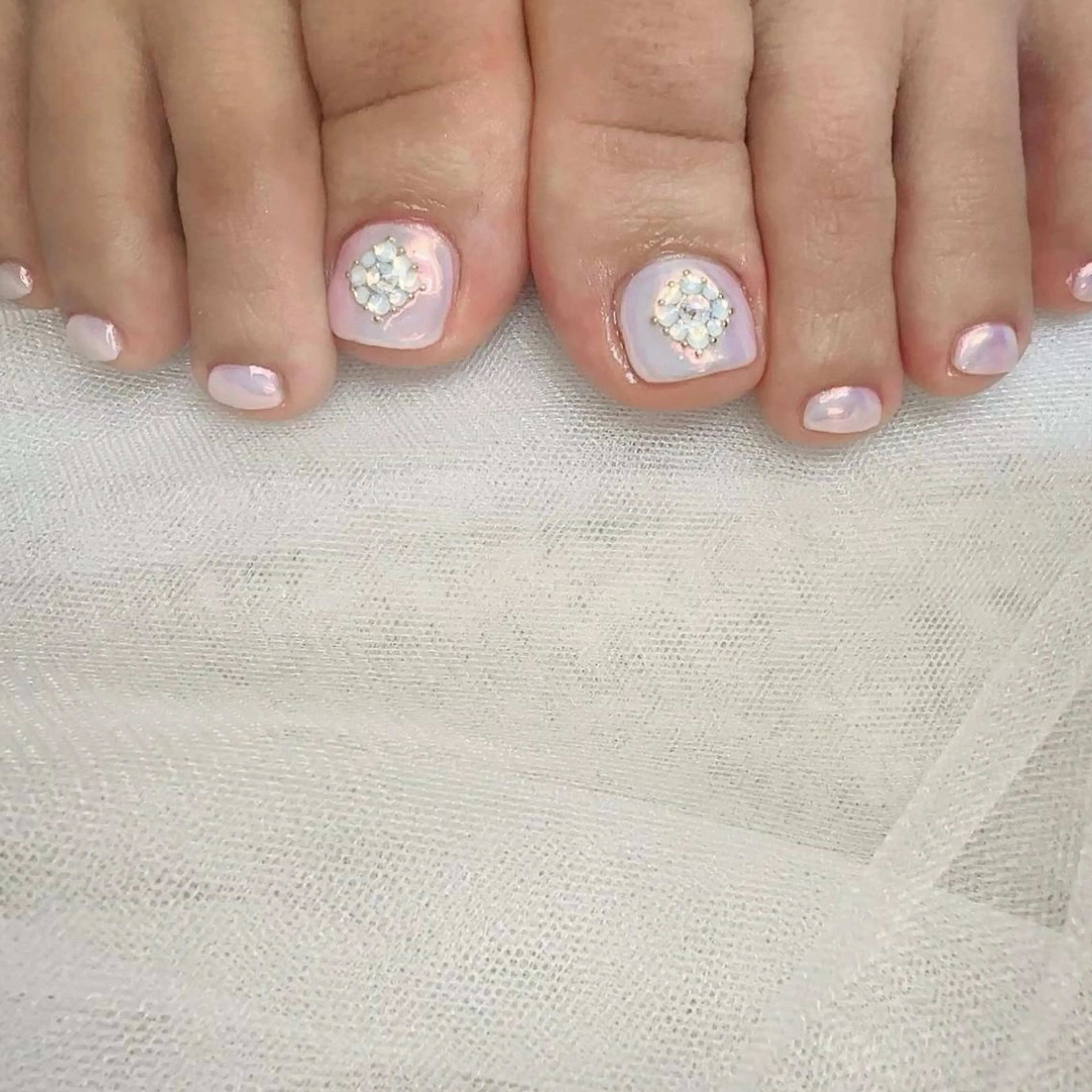 ネイル オーロラネイル クリアネイル フットネイル 氷ネイル・うるうるネイル 韓国ネイル 🪞KAPE NAIL 🪞のネイルデザイン