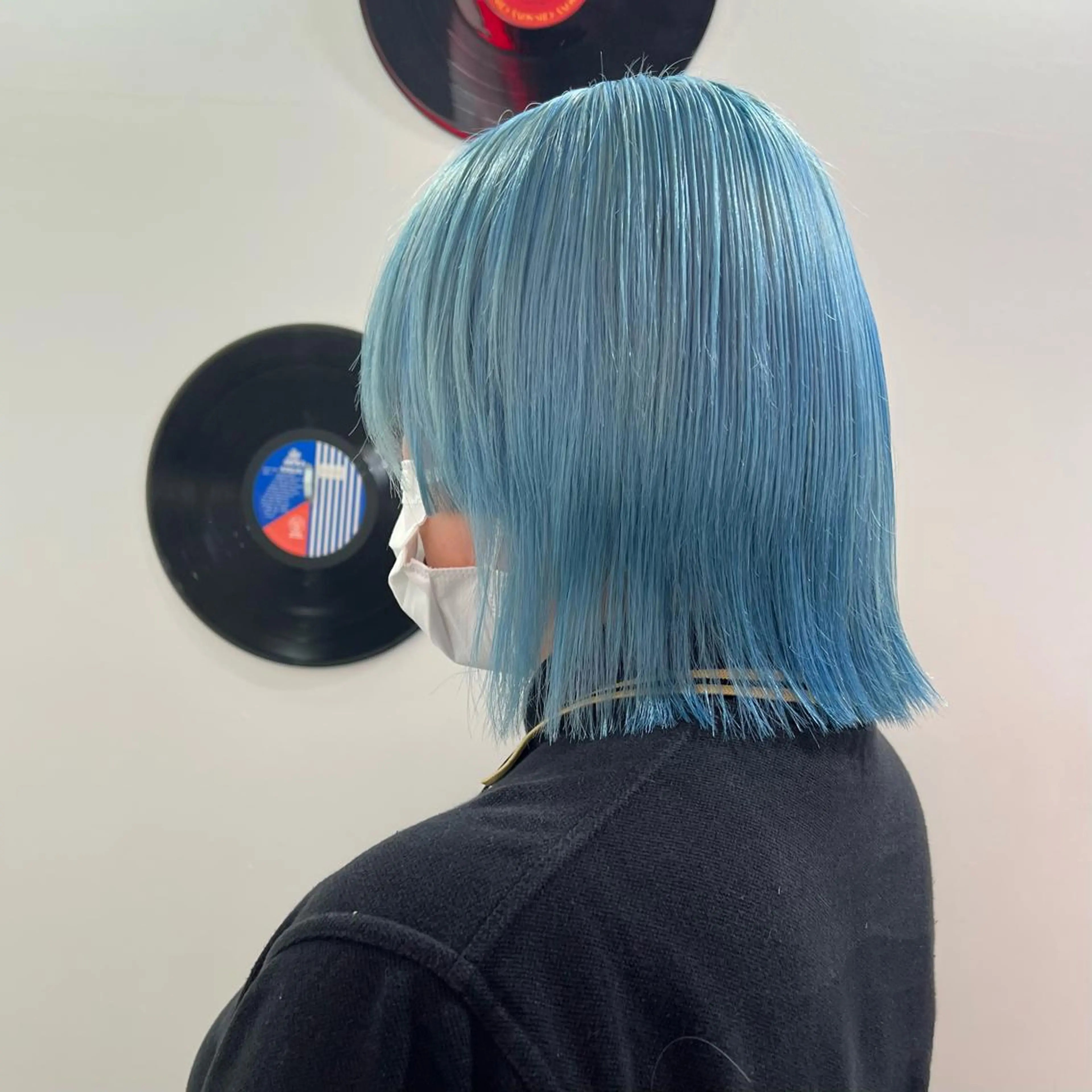 ショート カラー ヘアアレンジ 🧨ブリーチー×ボブ レイヤー💎じゅえるのヘアスタイル