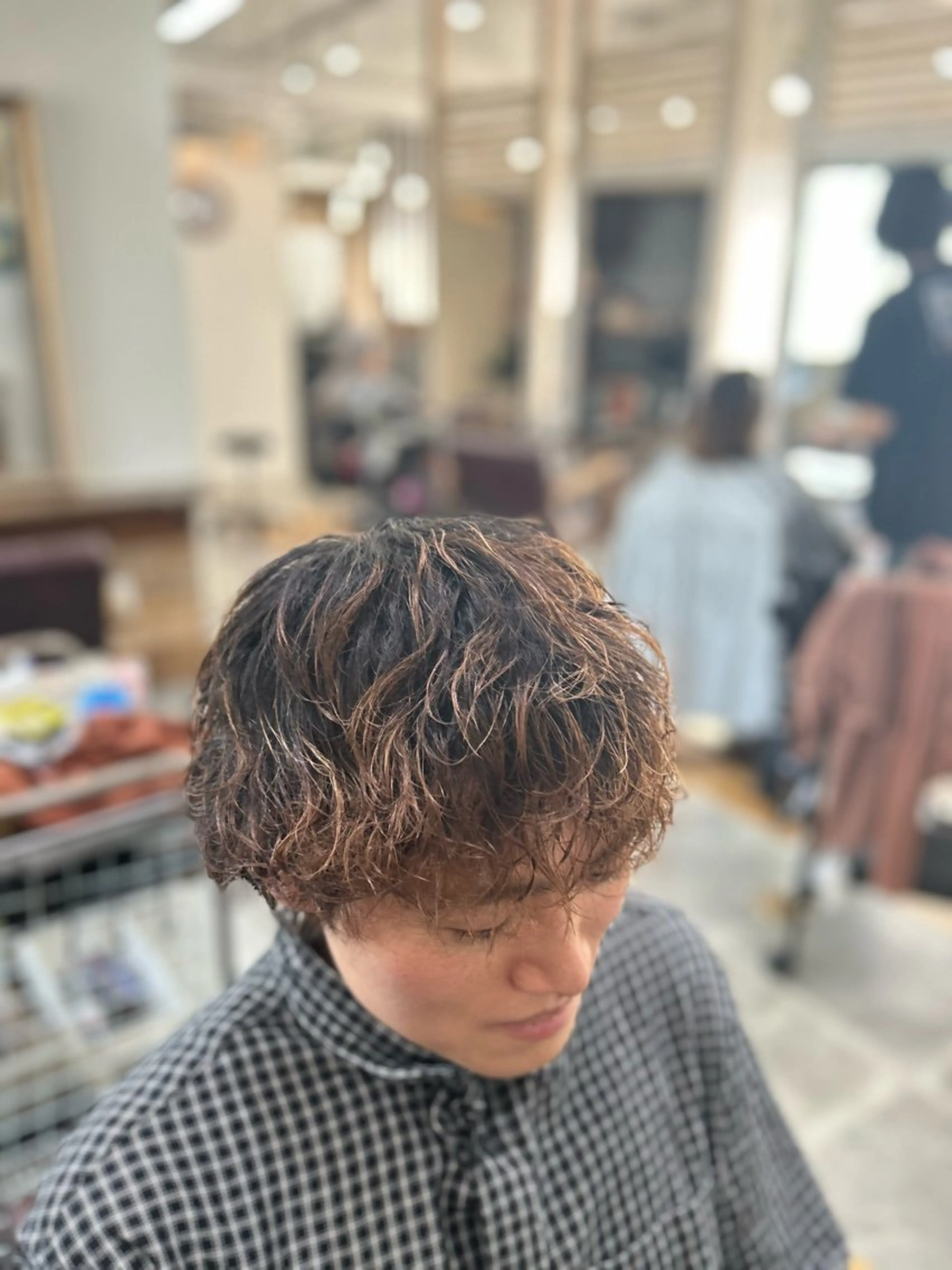 ショート パーマ メンズ メンズブリーチ メンズパーマ カット パーマ CECIL hair なんば店所属・メンズパーマ 艶髪☆店長☆有馬のヘアスタイル