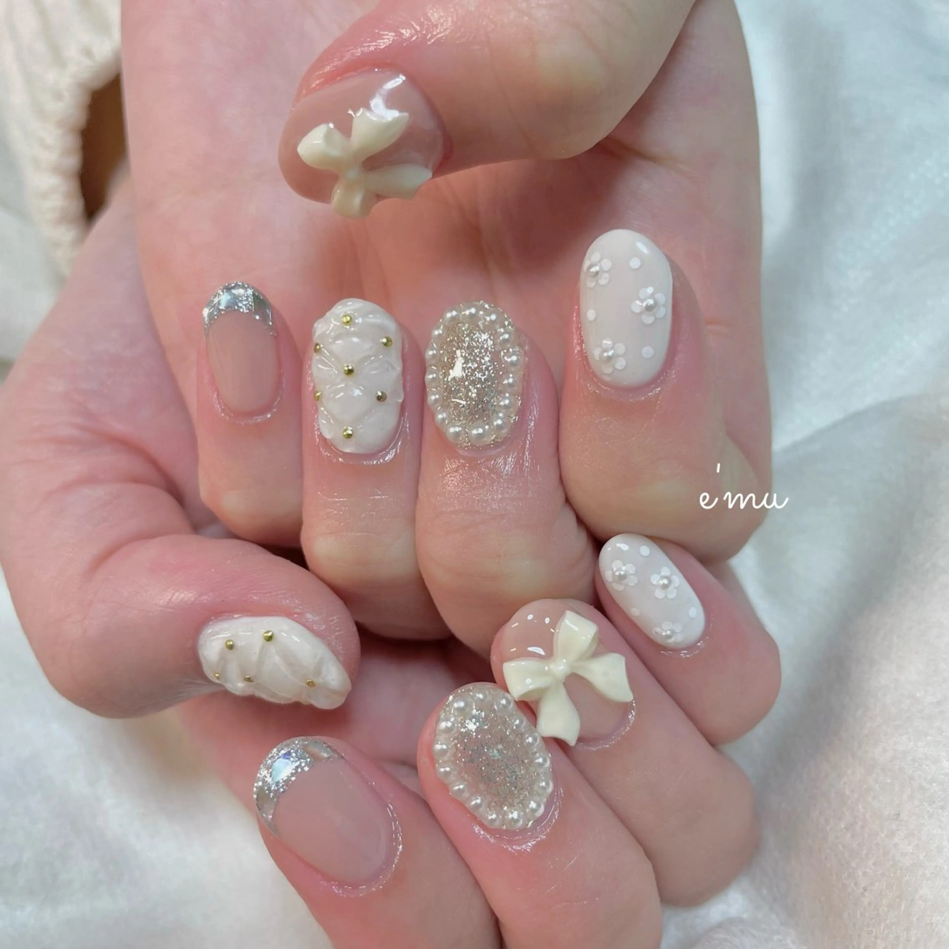 ネイル ガーリー ハンドネイル nail salon e'mu💐のネイルデザイン