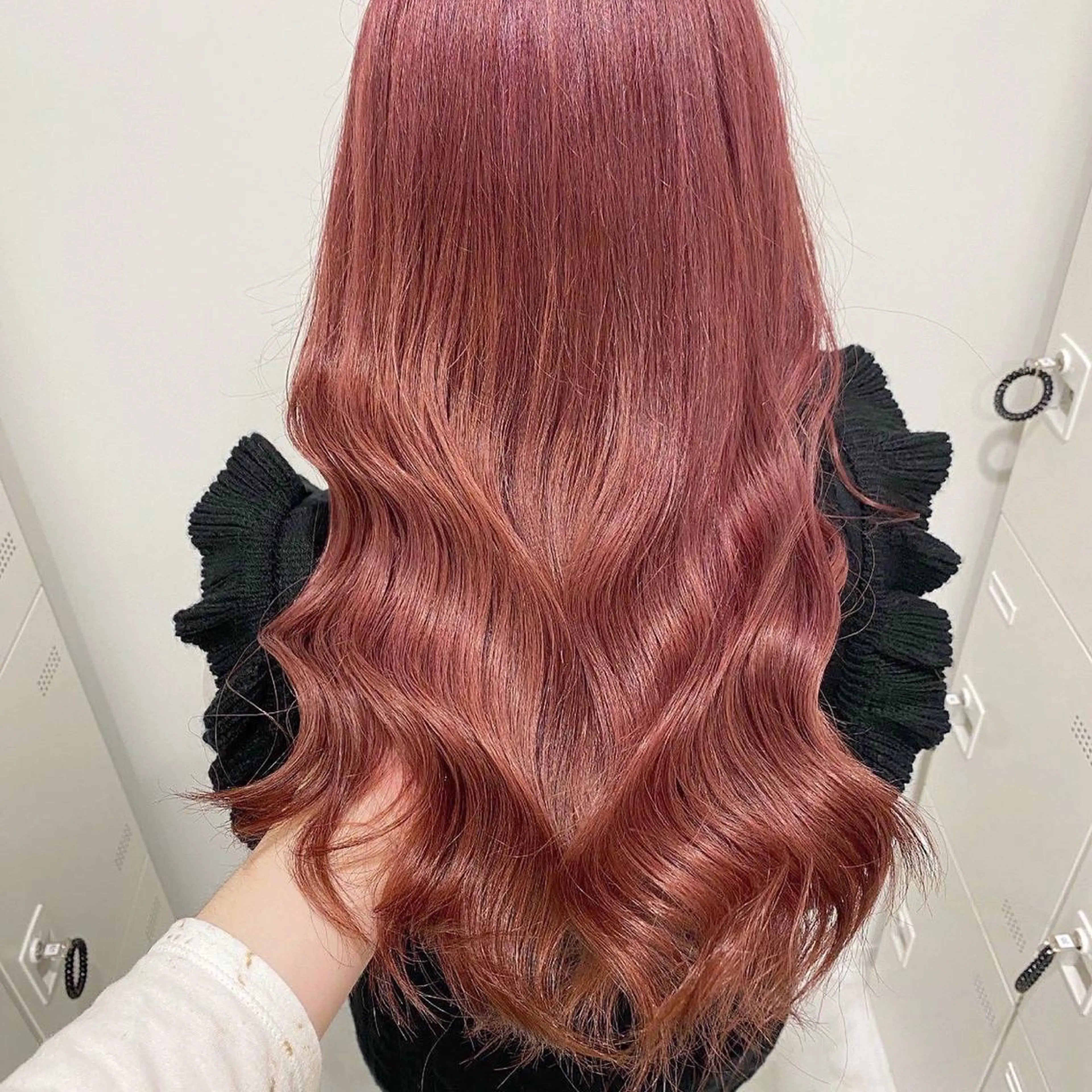 ロング カラー ブリーチ ケアブリーチ カシス ダブルカラー ピンクカラー ベージュカラー💖 やすひろのヘアスタイル