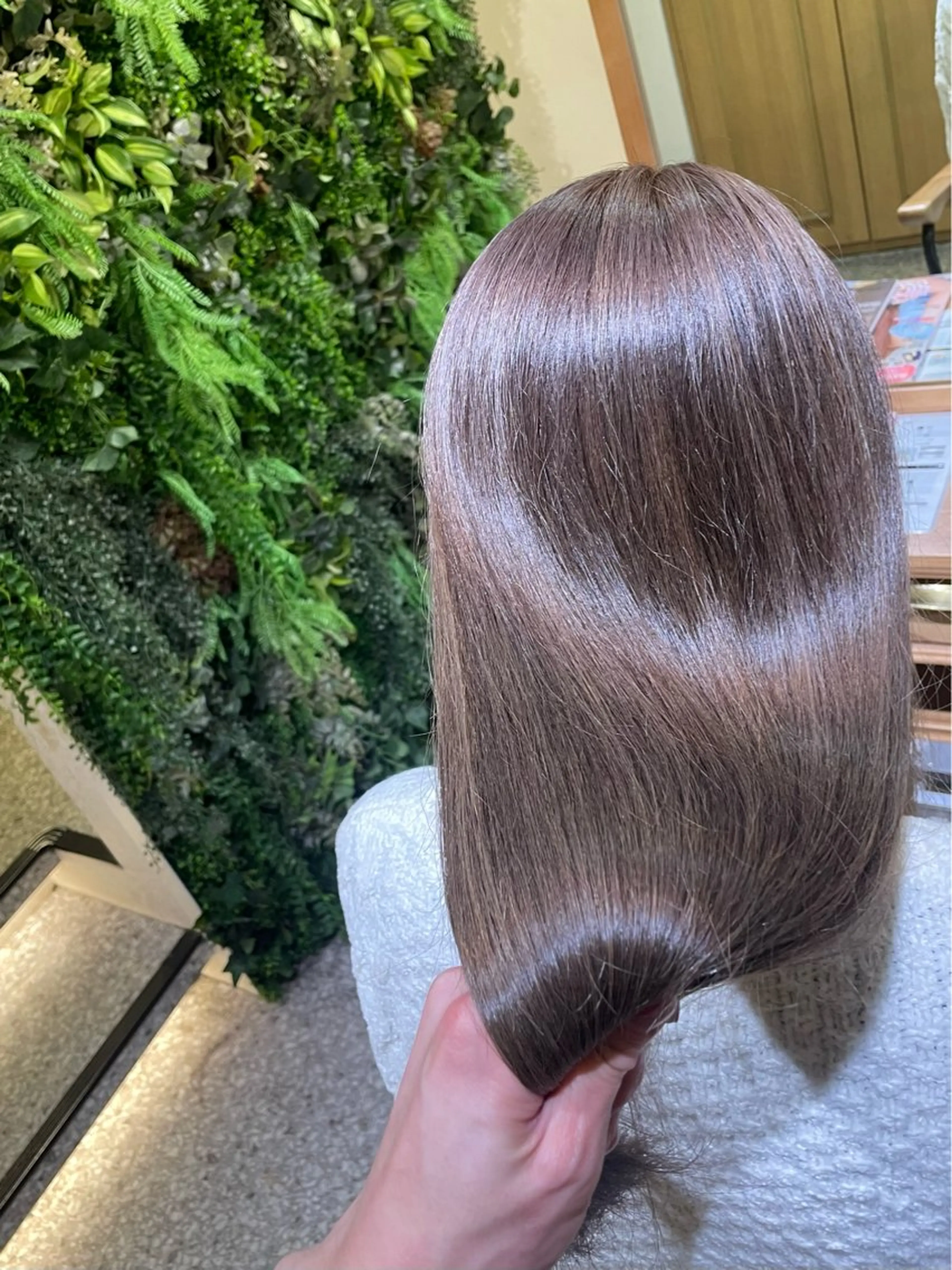 ロング カラー 吉良祐樹 レイヤー/艶カラーのヘアスタイル