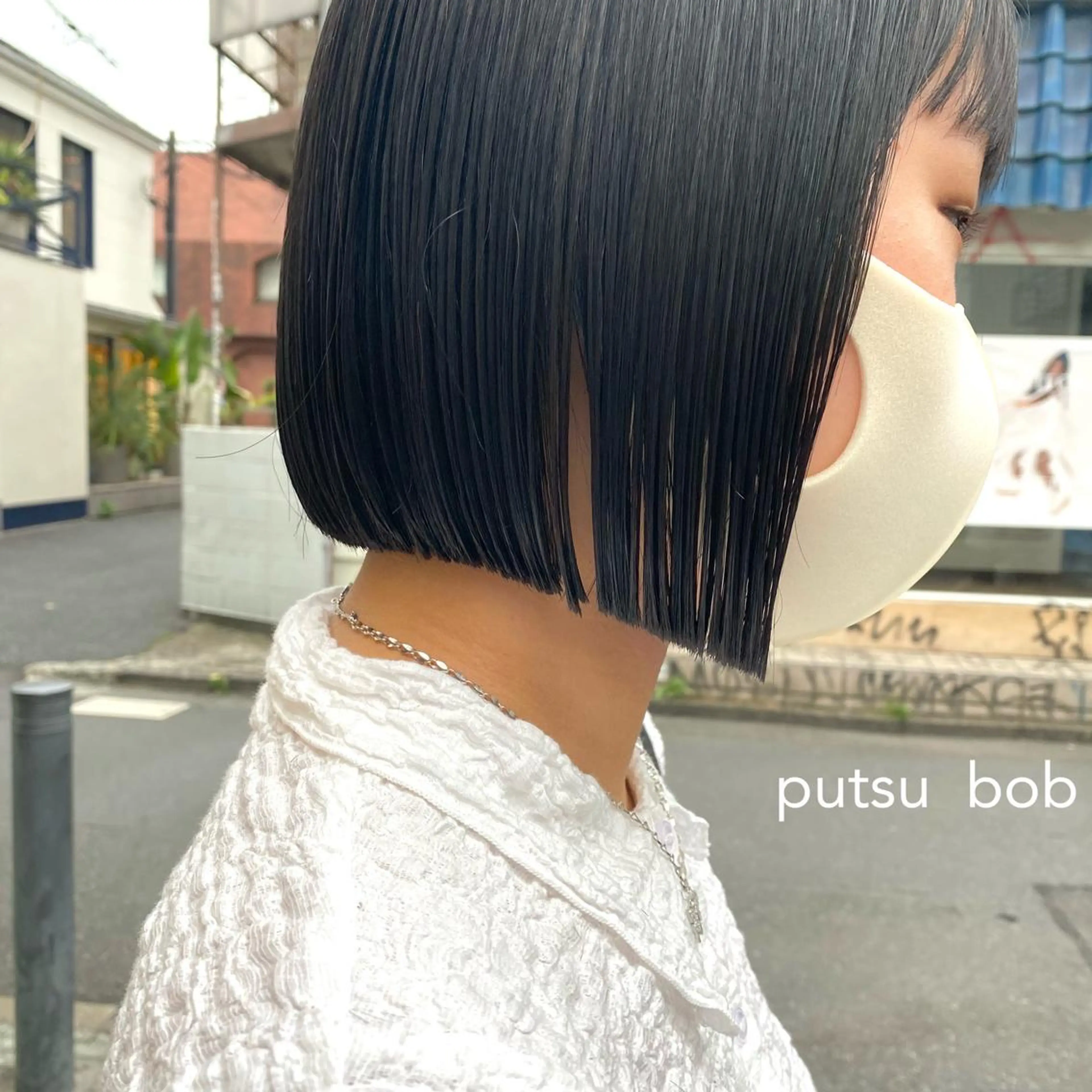 ショート 切りっぱなしボブ ボブ センターパート/ 暖色カラーayuのヘアスタイル