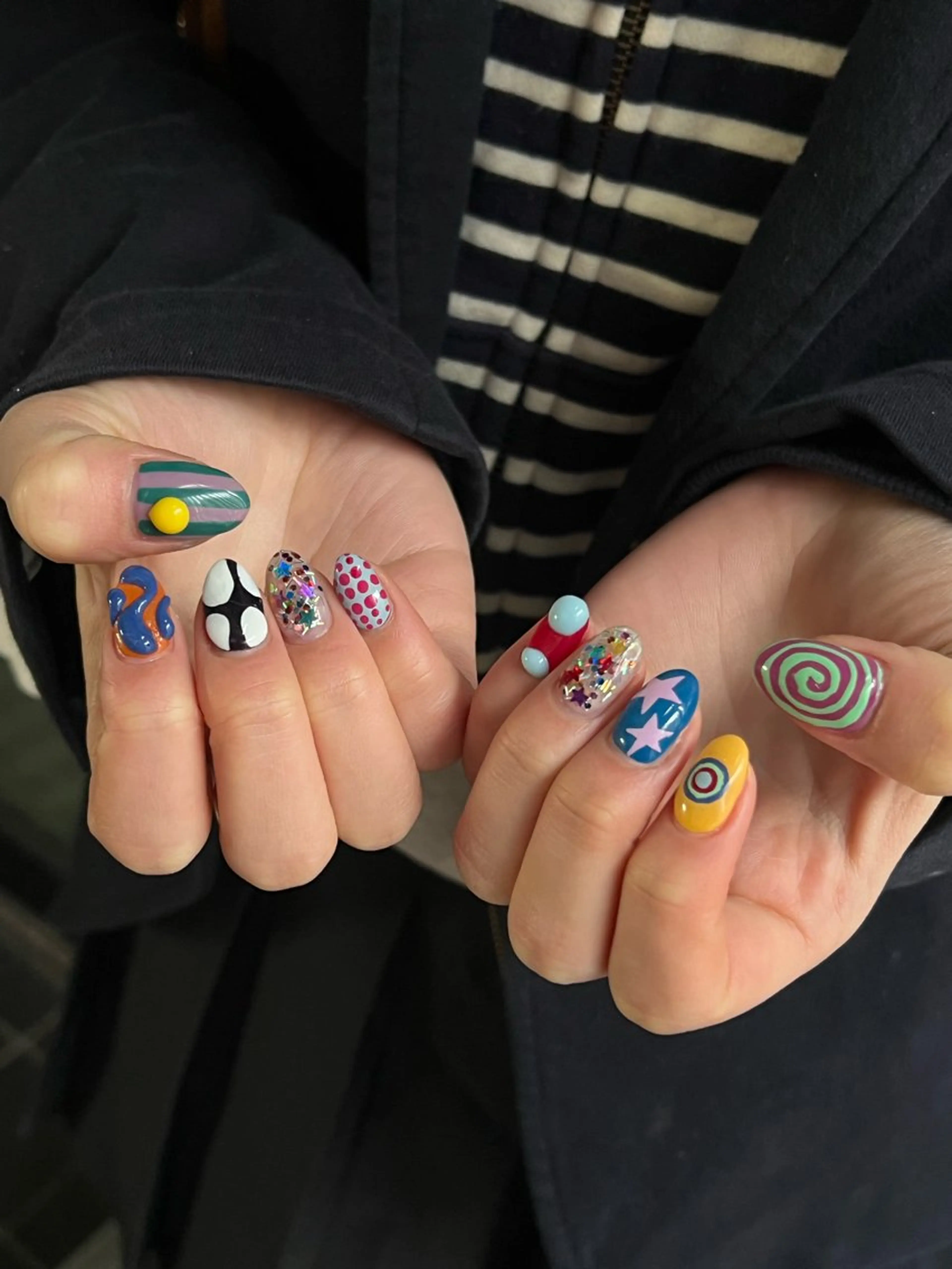 ネイル ハンドネイル Hata nail 🎀個性派ニュアンスのネイルデザイン